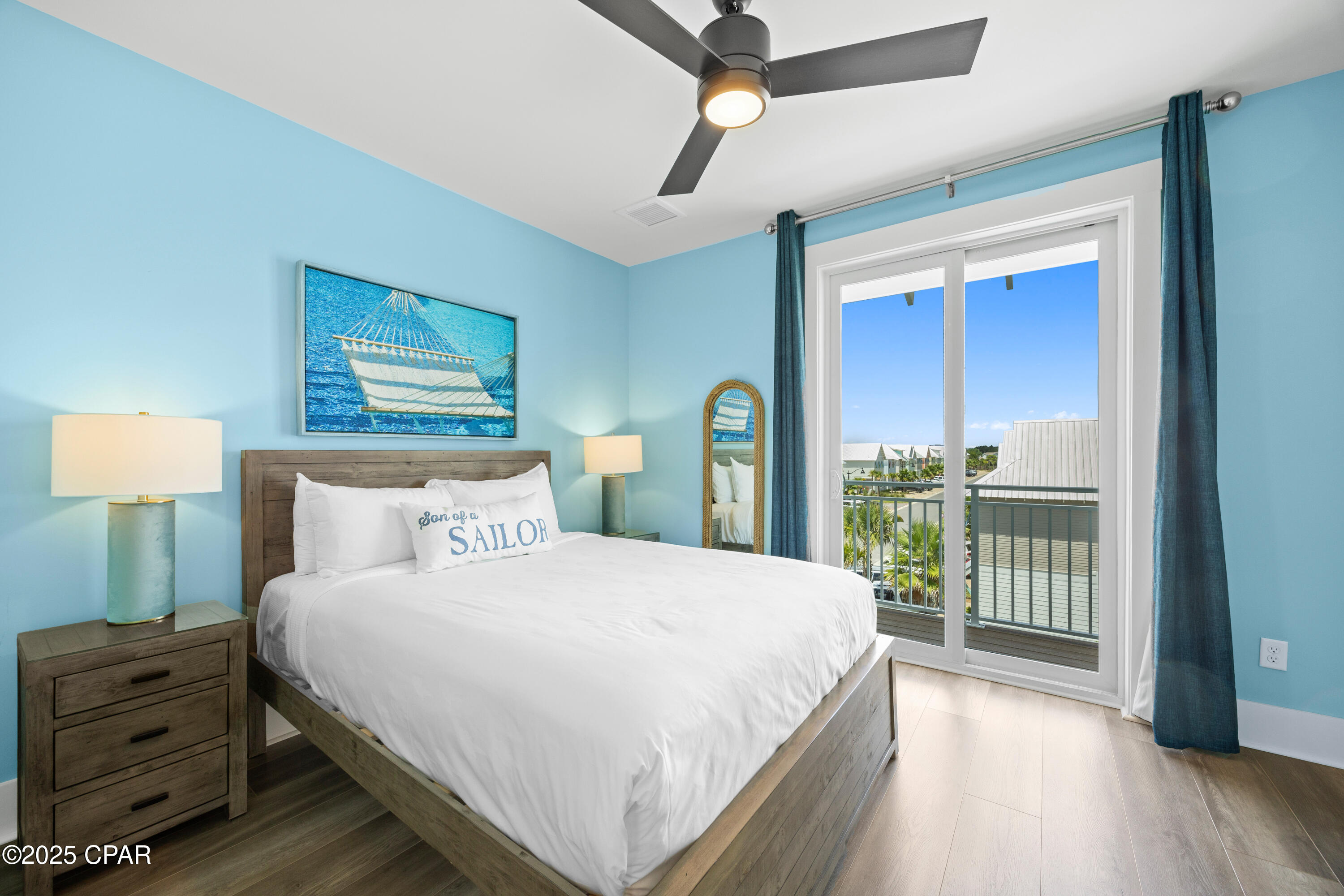 Listing photo id 9 for 13656 Front Beach Road