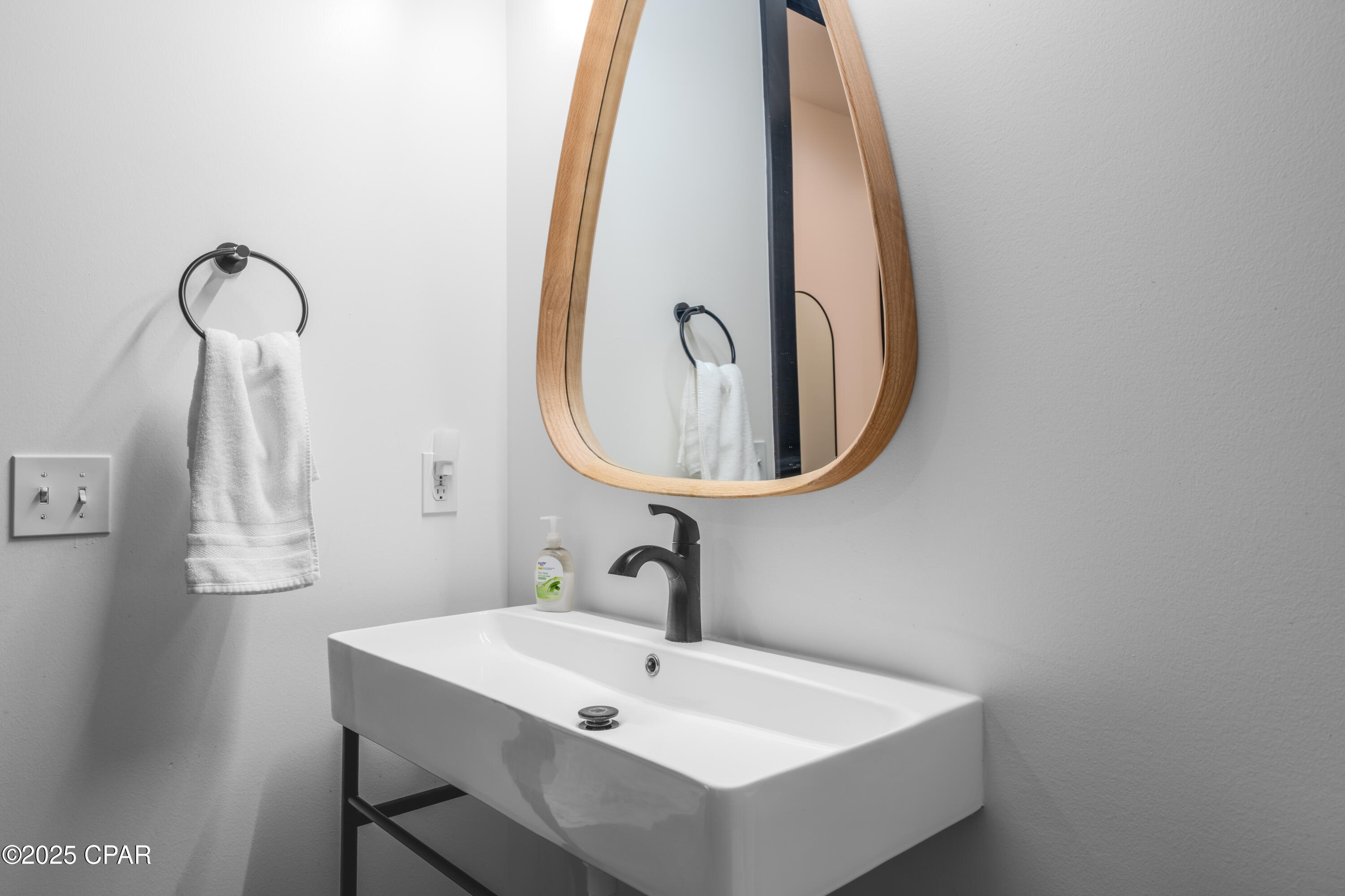 Image 28 For 5101 Lake Bluff Circle