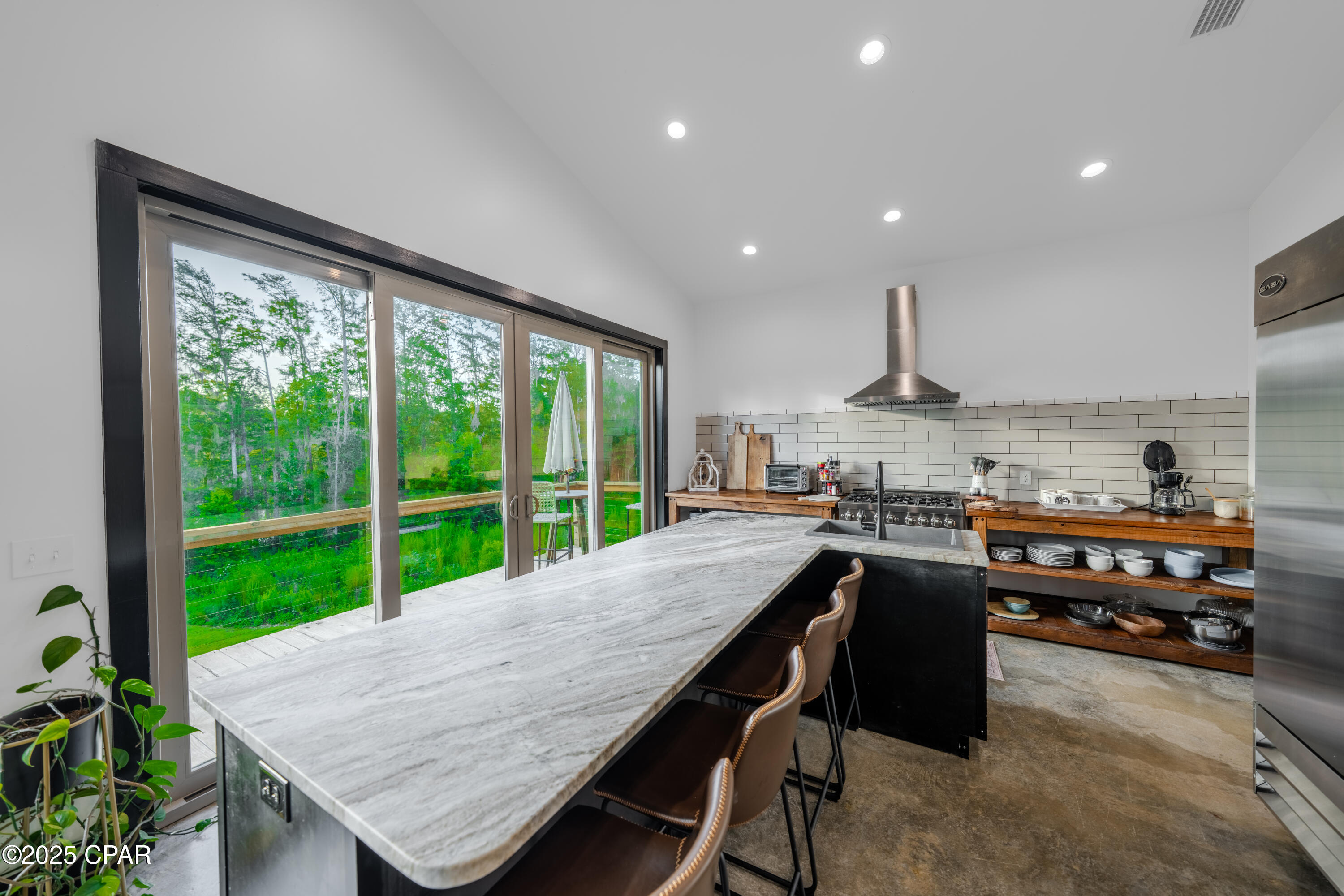 Image 3 For 5101 Lake Bluff Circle