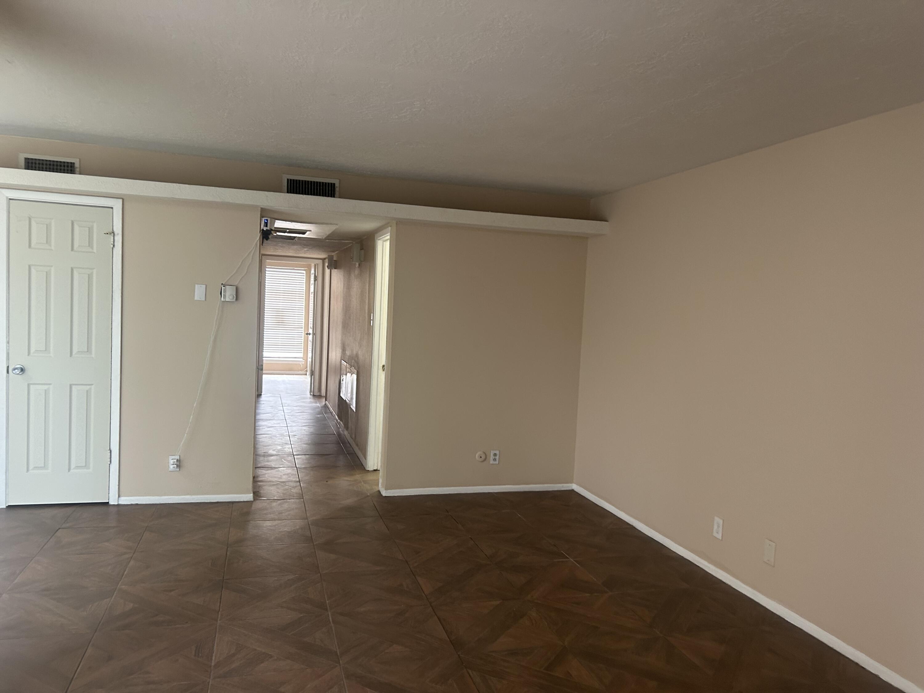 Homes for sale in Albuquerque, NM | 4601 Carlisle Blvd Ne #D-5, Albuquerque, NM 87109 | MLS# 1089952