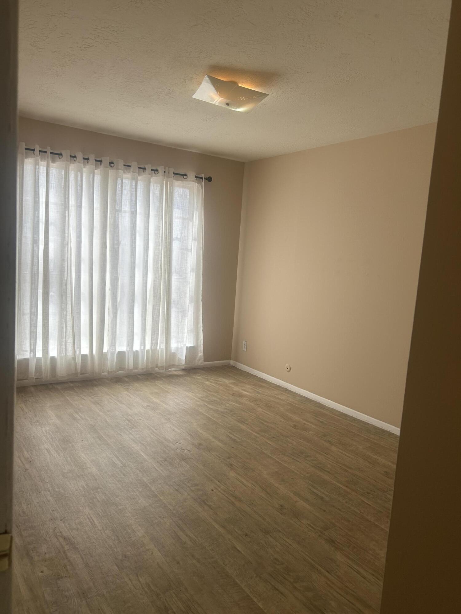 Homes for sale in Albuquerque, NM | 4601 Carlisle Blvd Ne #D-5, Albuquerque, NM 87109 | MLS# 1089952