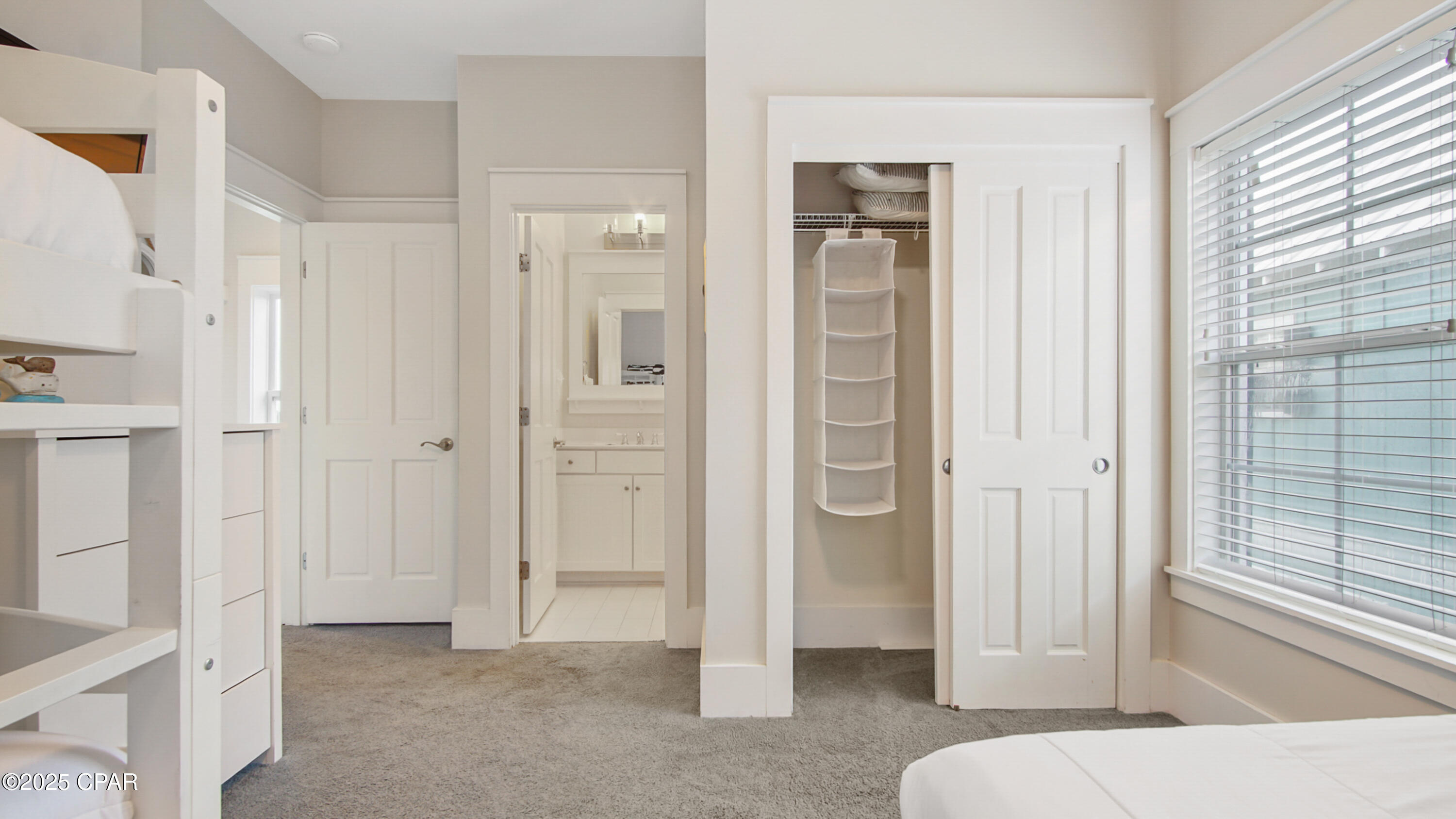 Image 18 For 3050 Highway 98  B8