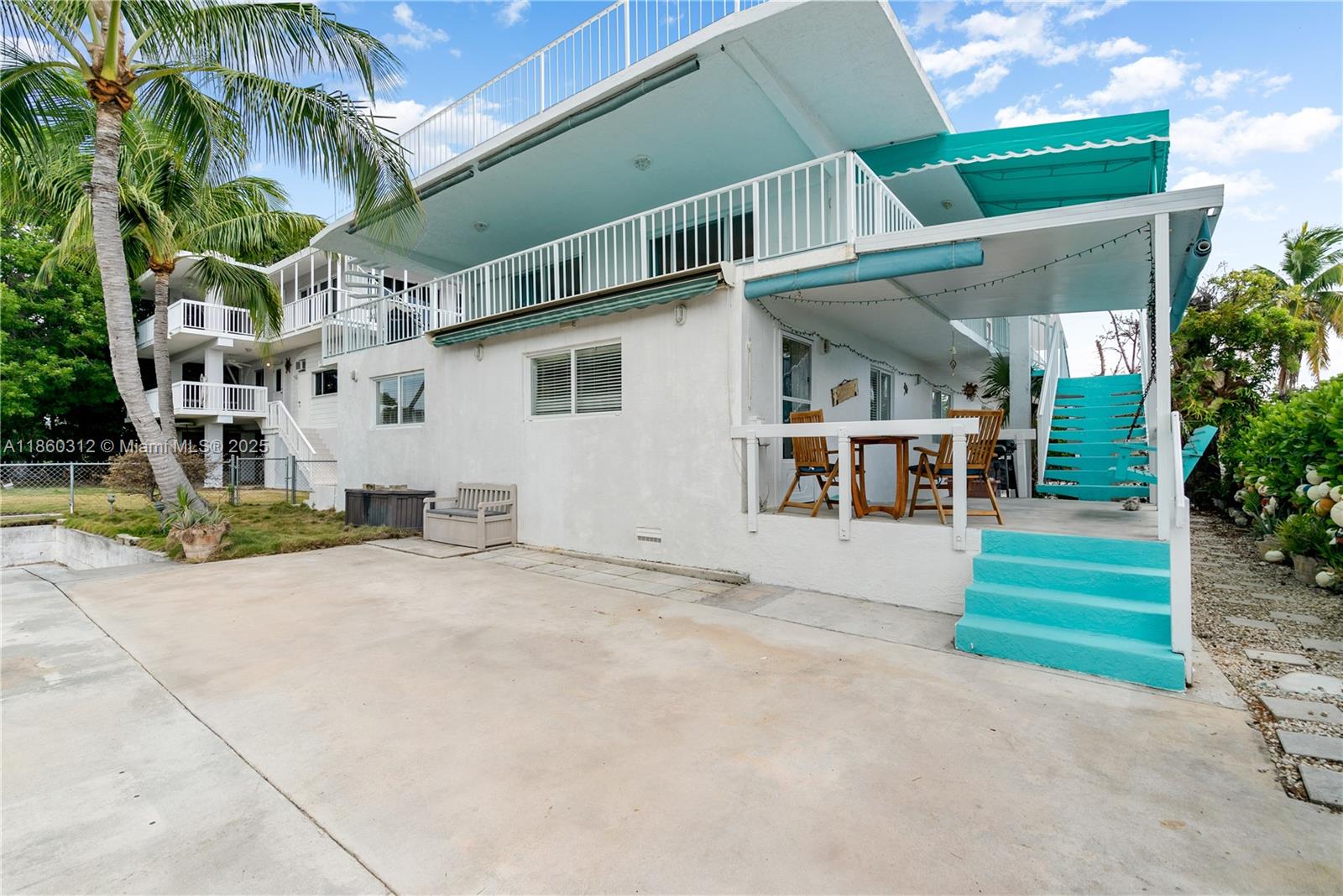 Homes for sale in Key Largo, FL | 1210 Cactus St, Key Largo, FL 33037 | MLS# A11860312