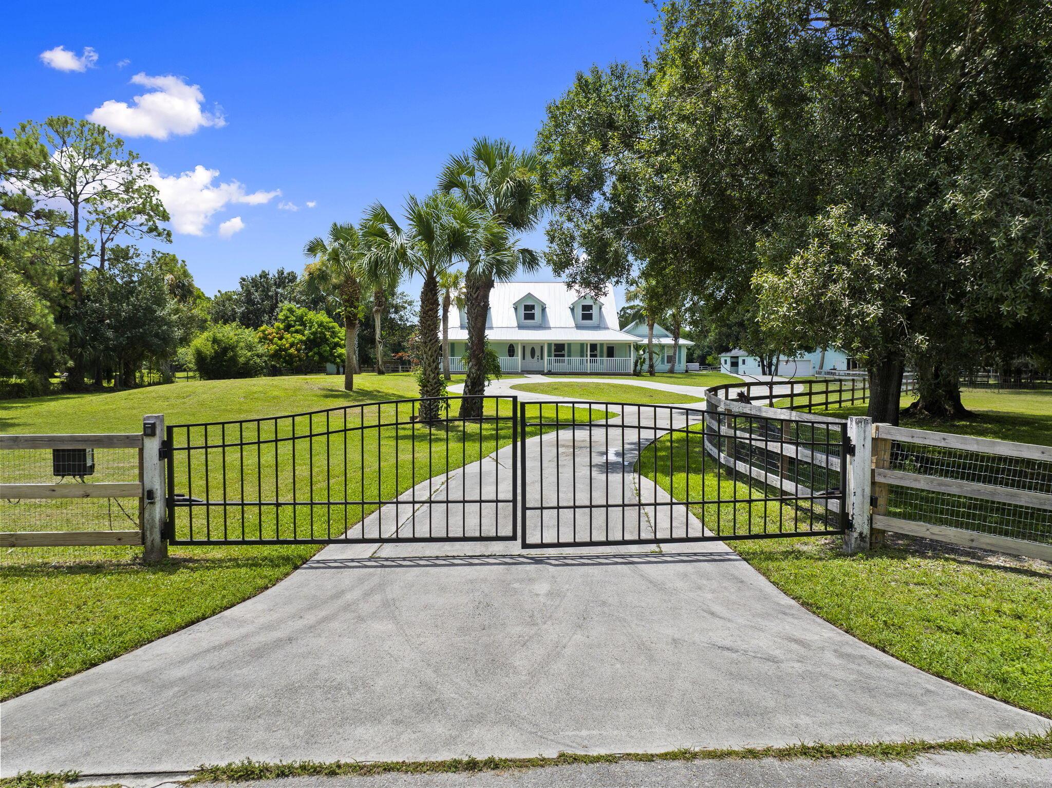 Homes for sale in Palm City, FL | 5454 Sw Quail Hollow Street, Palm City, FL 34990 | MLS# R11117097