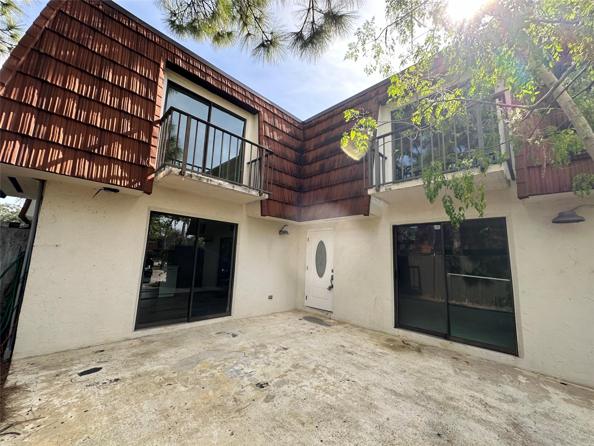 Homes for sale in Greenacres, FL | 2095 White Pine Cir #A, Greenacres, FL 33415 | MLS# F10513236