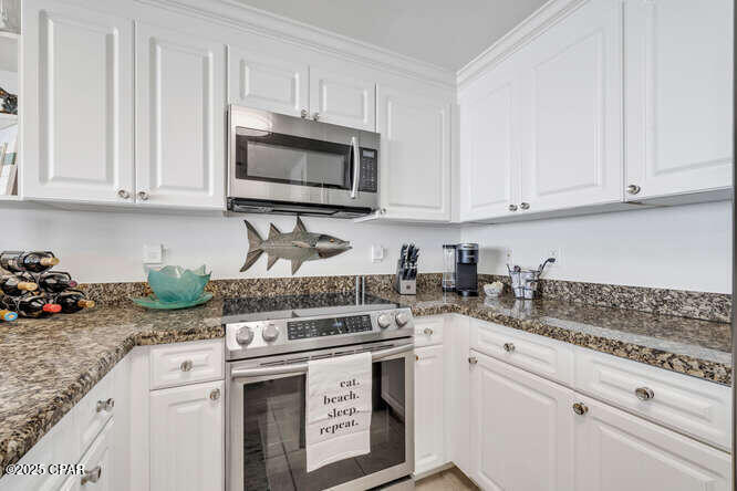 Image 8 For 9450 Thomas Drive 303c