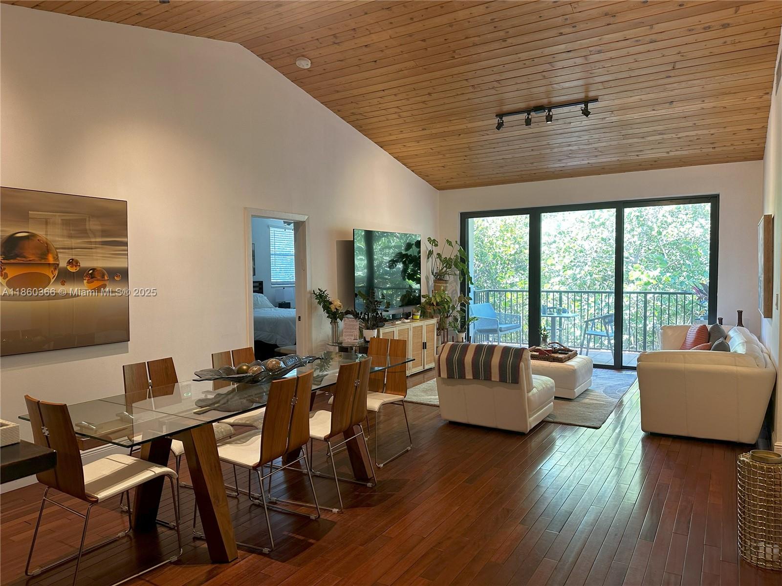 Ocean Village Key Biscayne, FL 33149