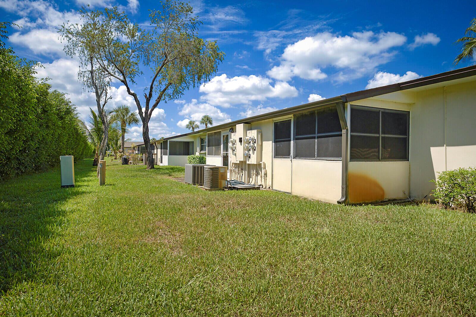 Homes for sale in West Palm Beach, FL | 2854 Ashley Dr E #E, West Palm Beach, FL 33415 | MLS# R11117224