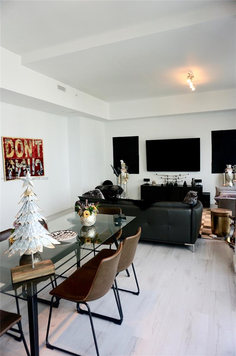 601 NE 27TH ST #1805, Miami FL 33137