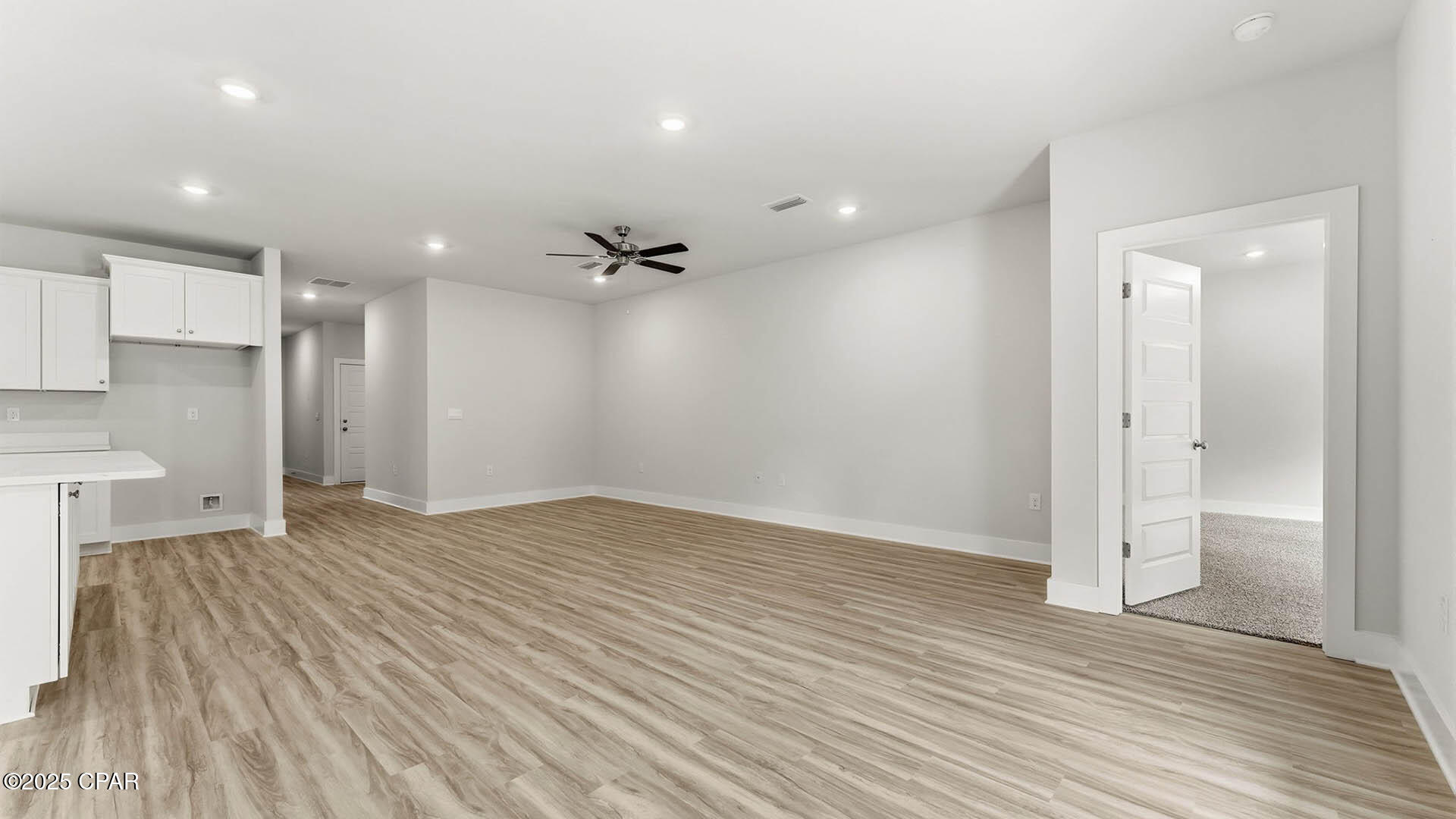 Image 10 For 656 Norris Drive