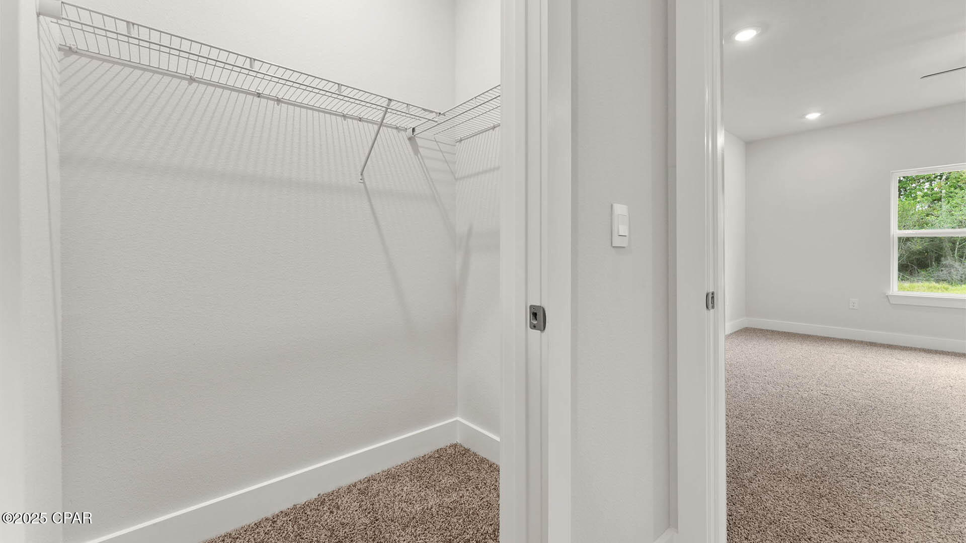 Image 24 For 656 Norris Drive