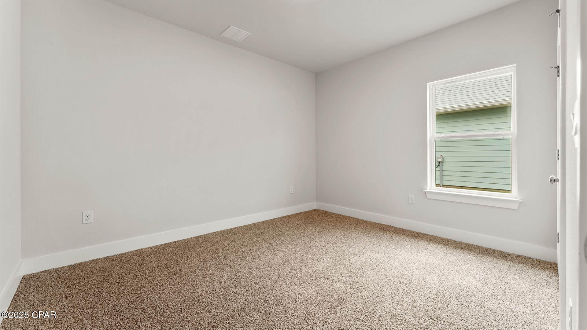 Image 27 For 656 Norris Drive