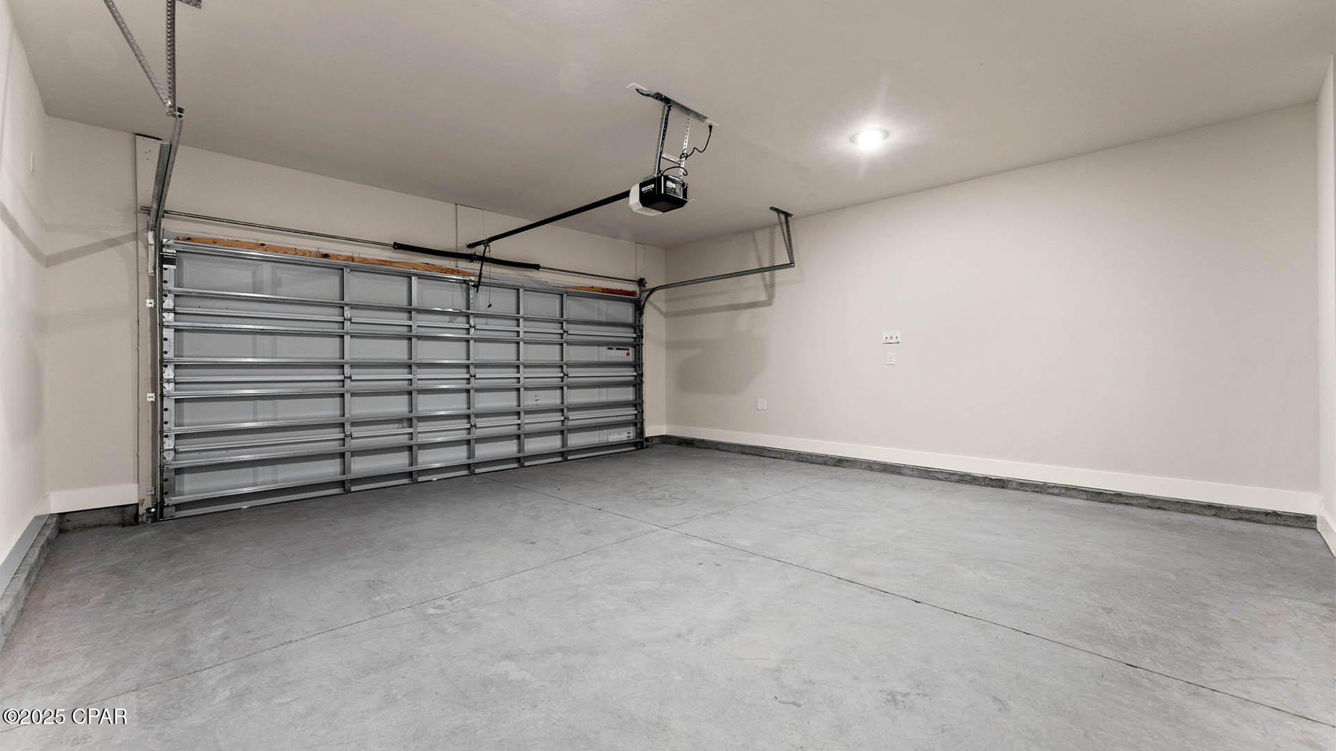 Image 33 For 656 Norris Drive