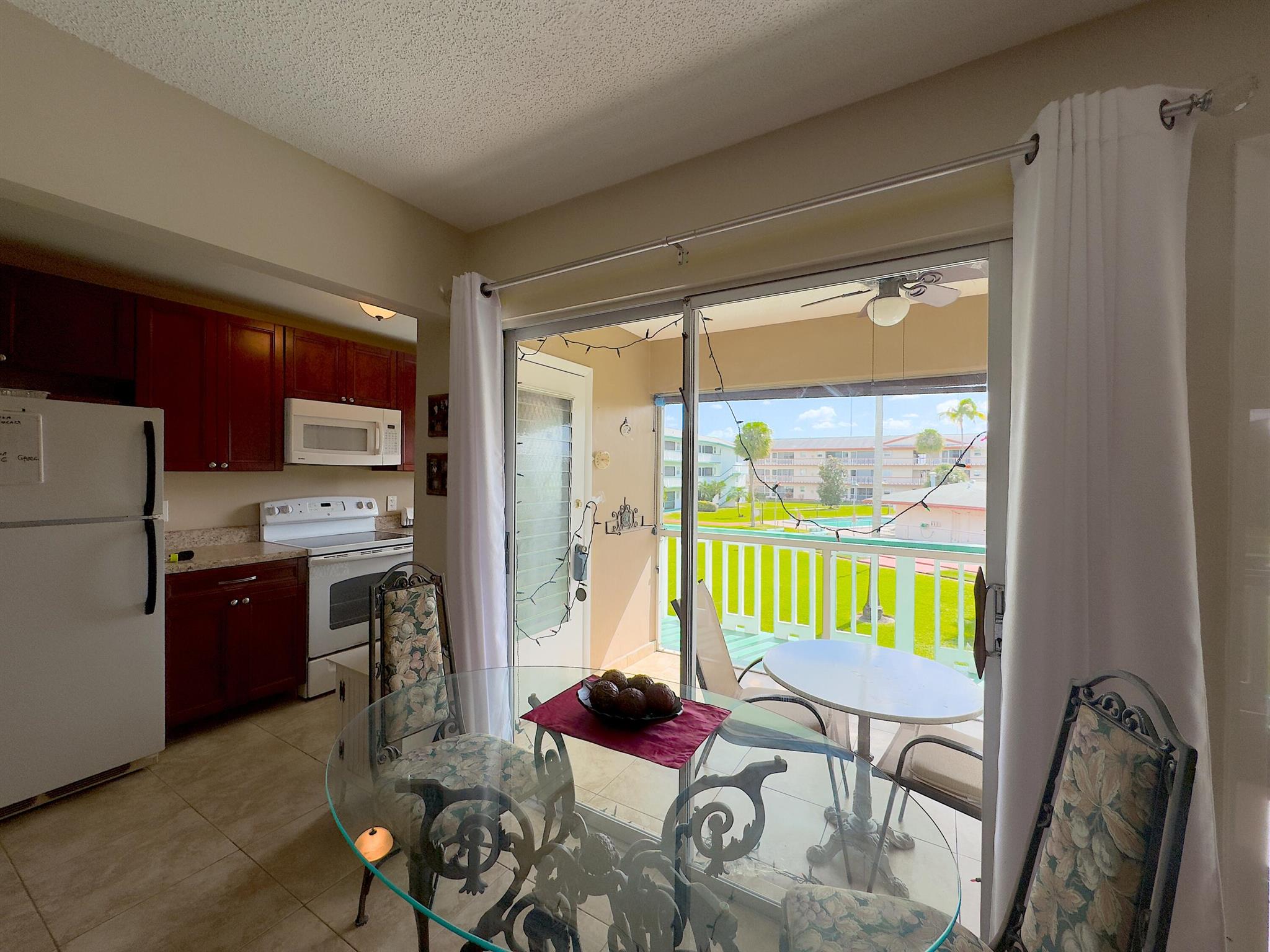 Homes for sale in Hollywood, FL | 5300 Washington Street #I206, Hollywood, FL 33021 | MLS# R11117302