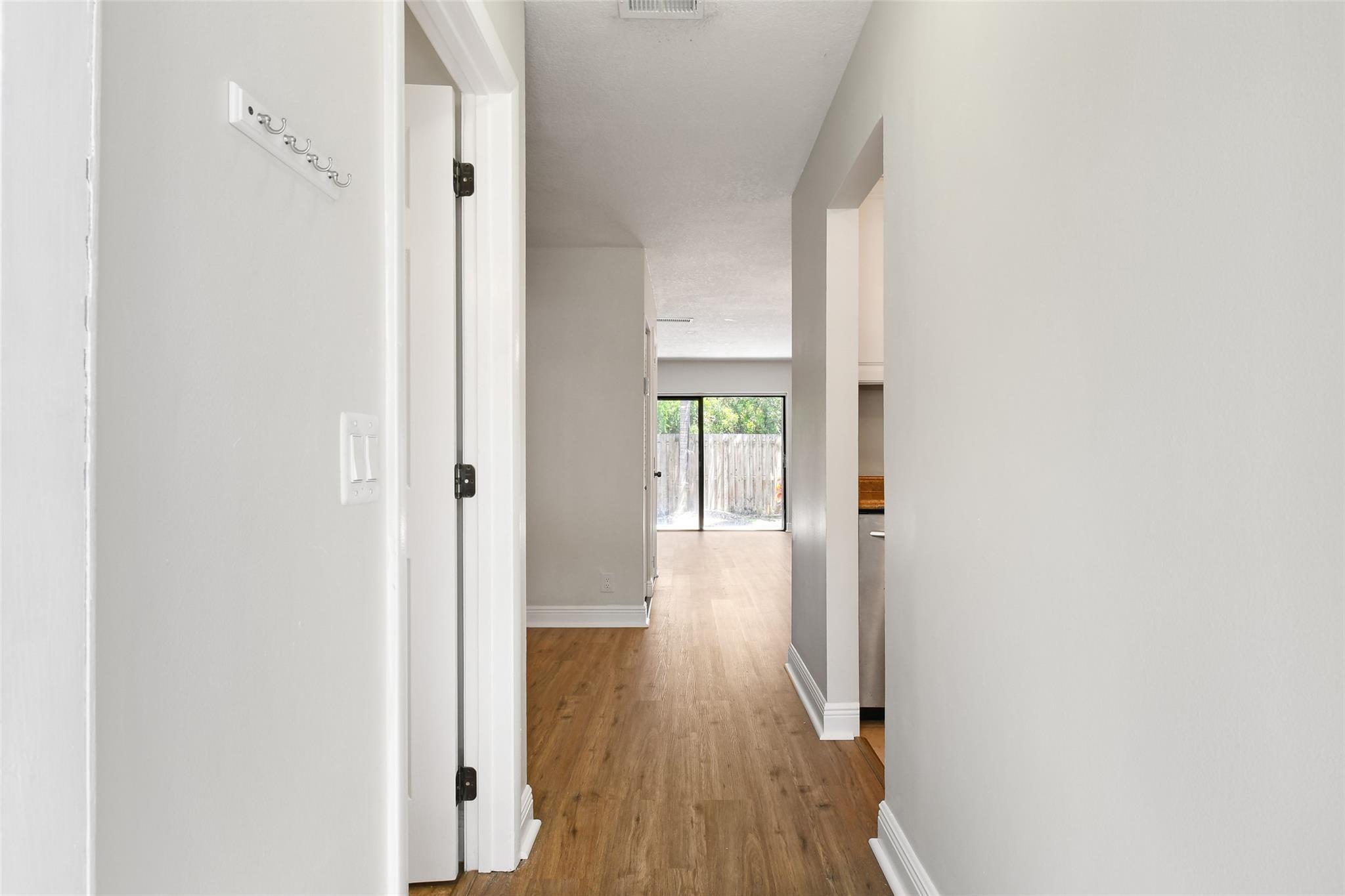 Homes for sale in Tequesta, FL | 410 N Cypress Dr #11, Tequesta, FL 33469 | MLS# F10521601