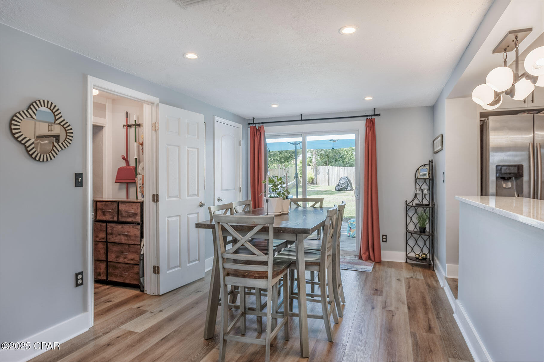 Image 11 For 109 Palo Alto Avenue