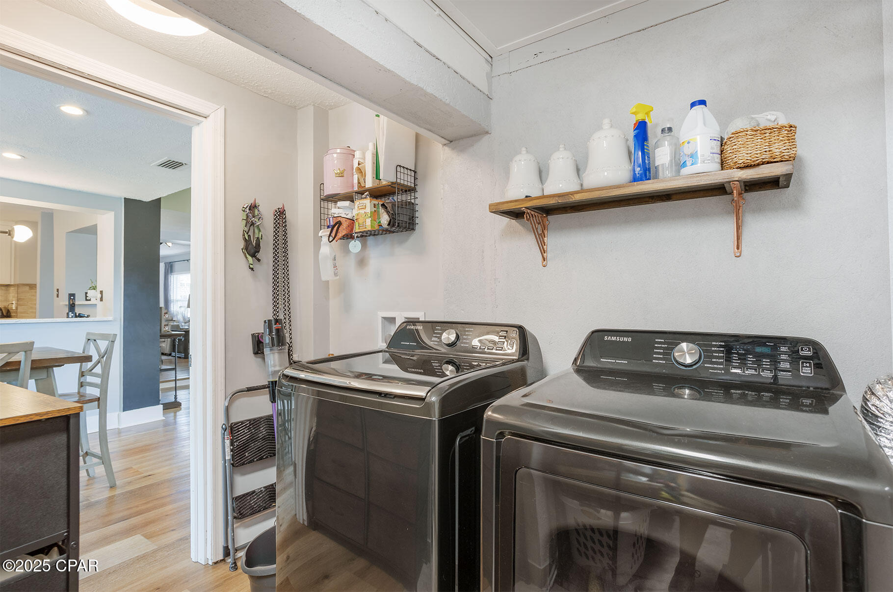 Image 15 For 109 Palo Alto Avenue