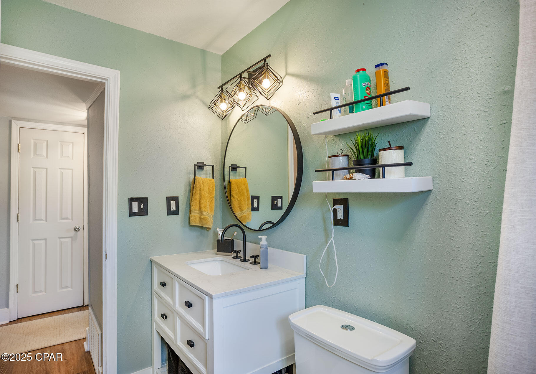 Image 22 For 109 Palo Alto Avenue