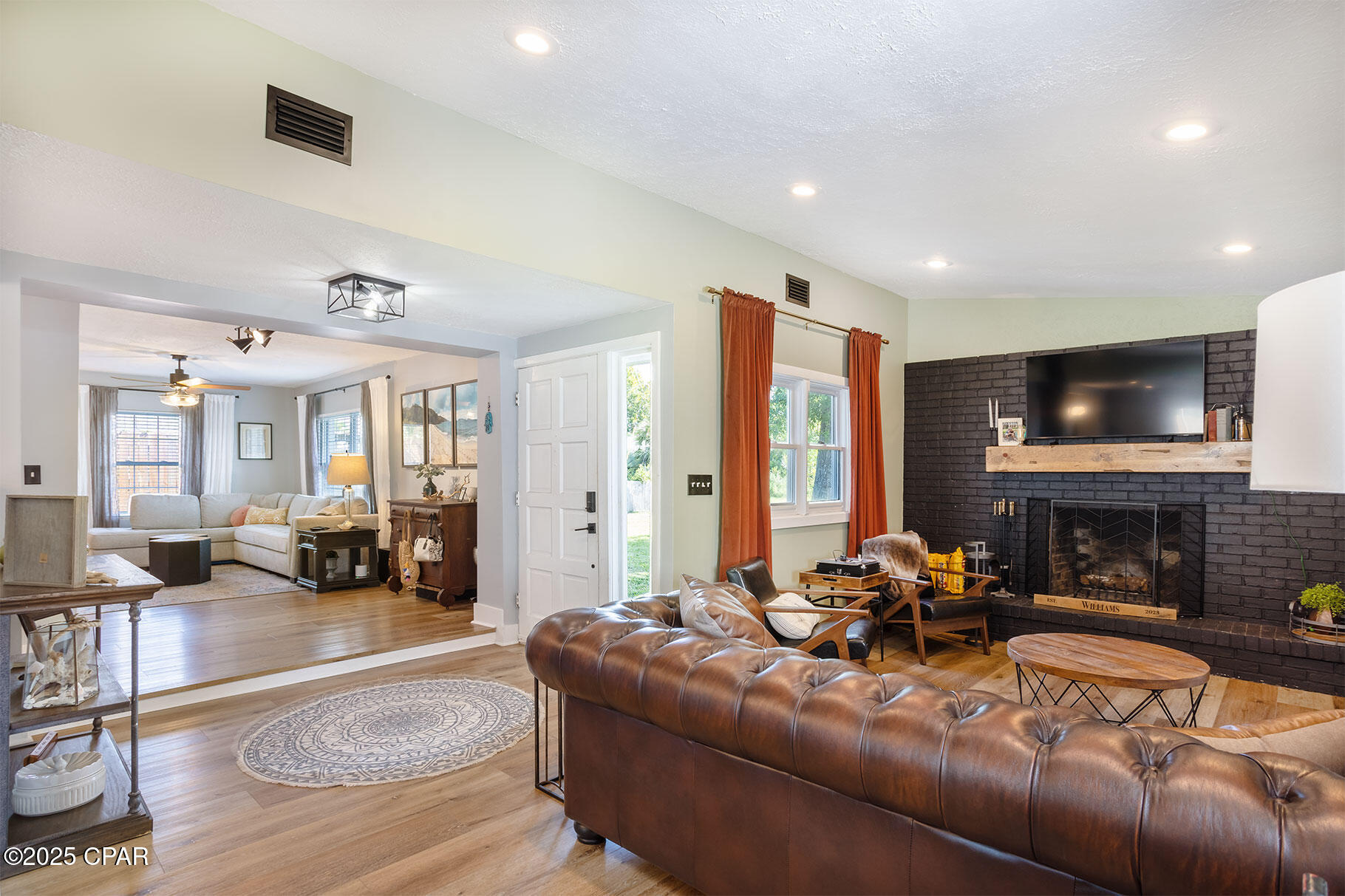 Image 9 For 109 Palo Alto Avenue