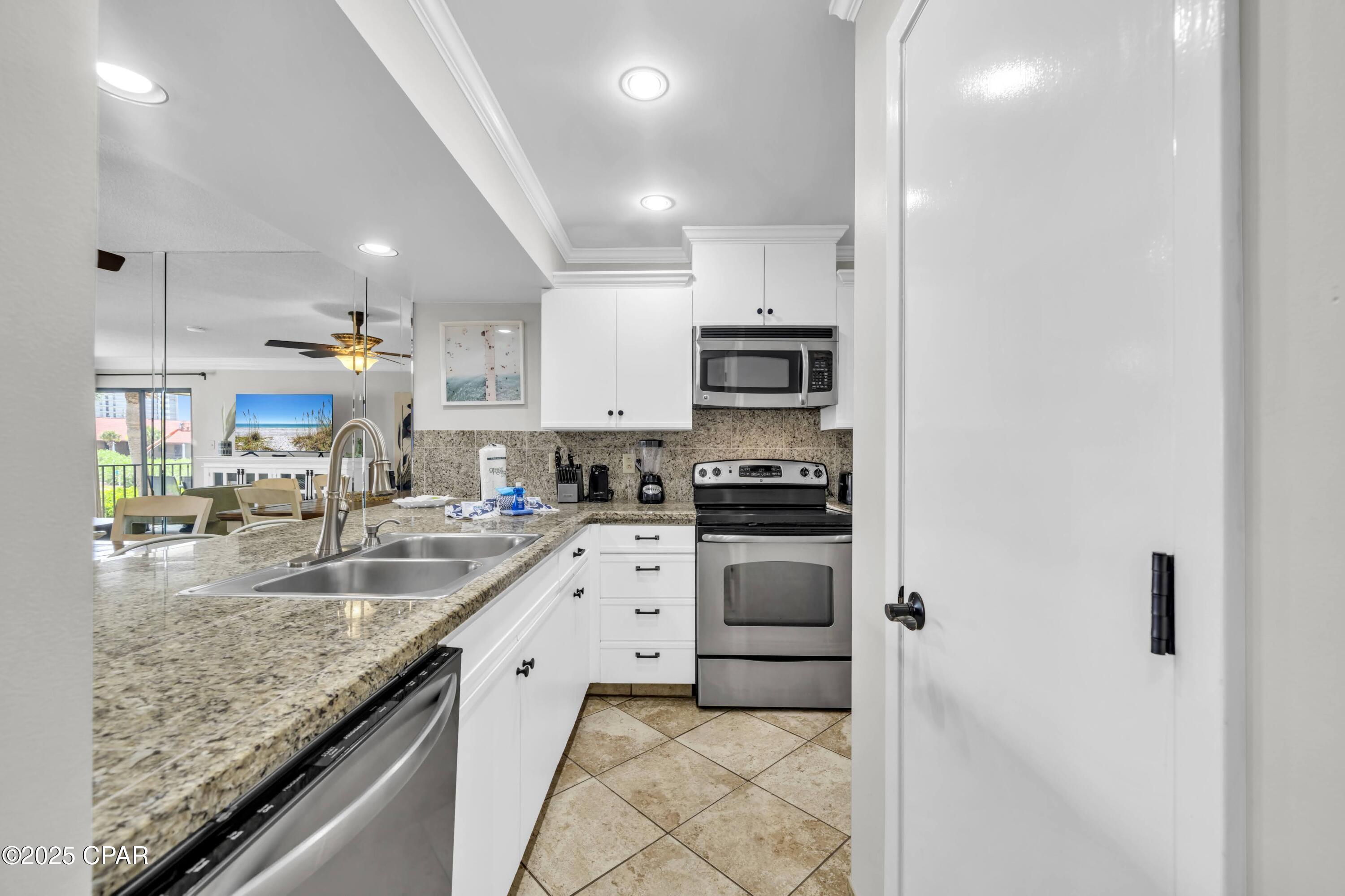 Image 11 For 520 Richard Jackson Boulevard 2306