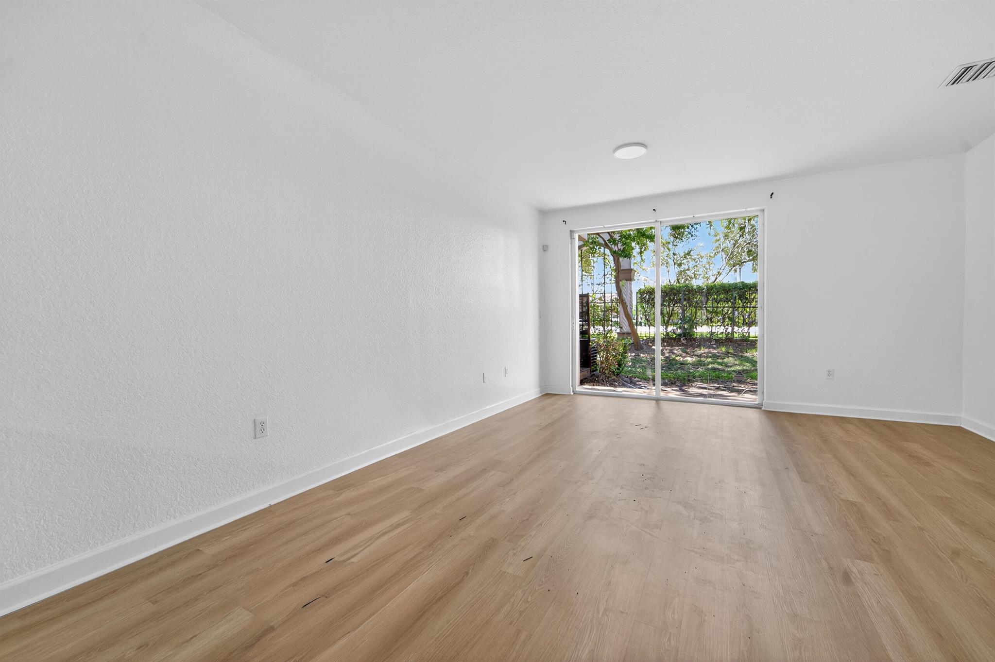 Homes for sale in Riviera Beach, FL | 4182 Napoli Lake Dr, Riviera Beach, FL 33410 | MLS# R11117386