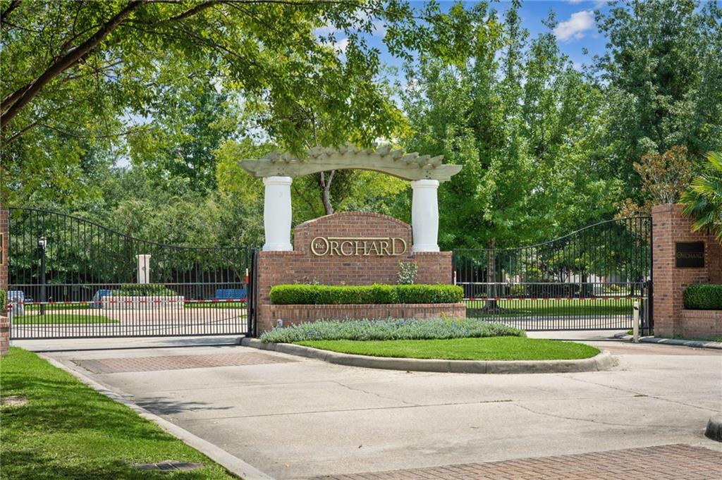 Homes for sale in Covington, LA | 211 S Orchard Ln, Covington, LA 70433 | MLS# 2517853