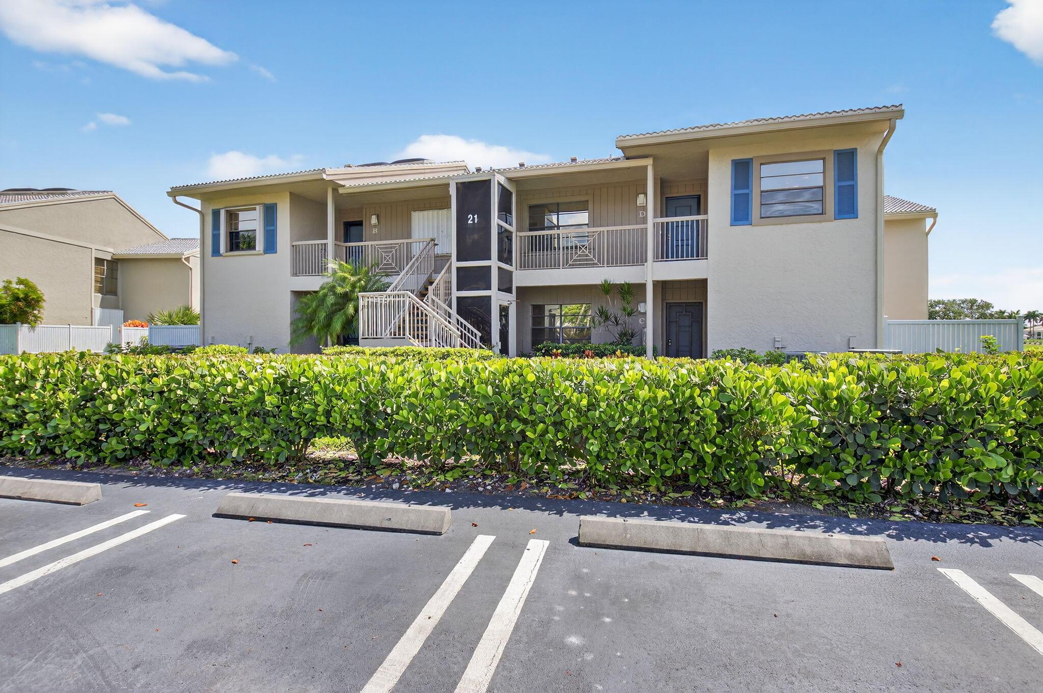 Eastgate II At Hunters Ru