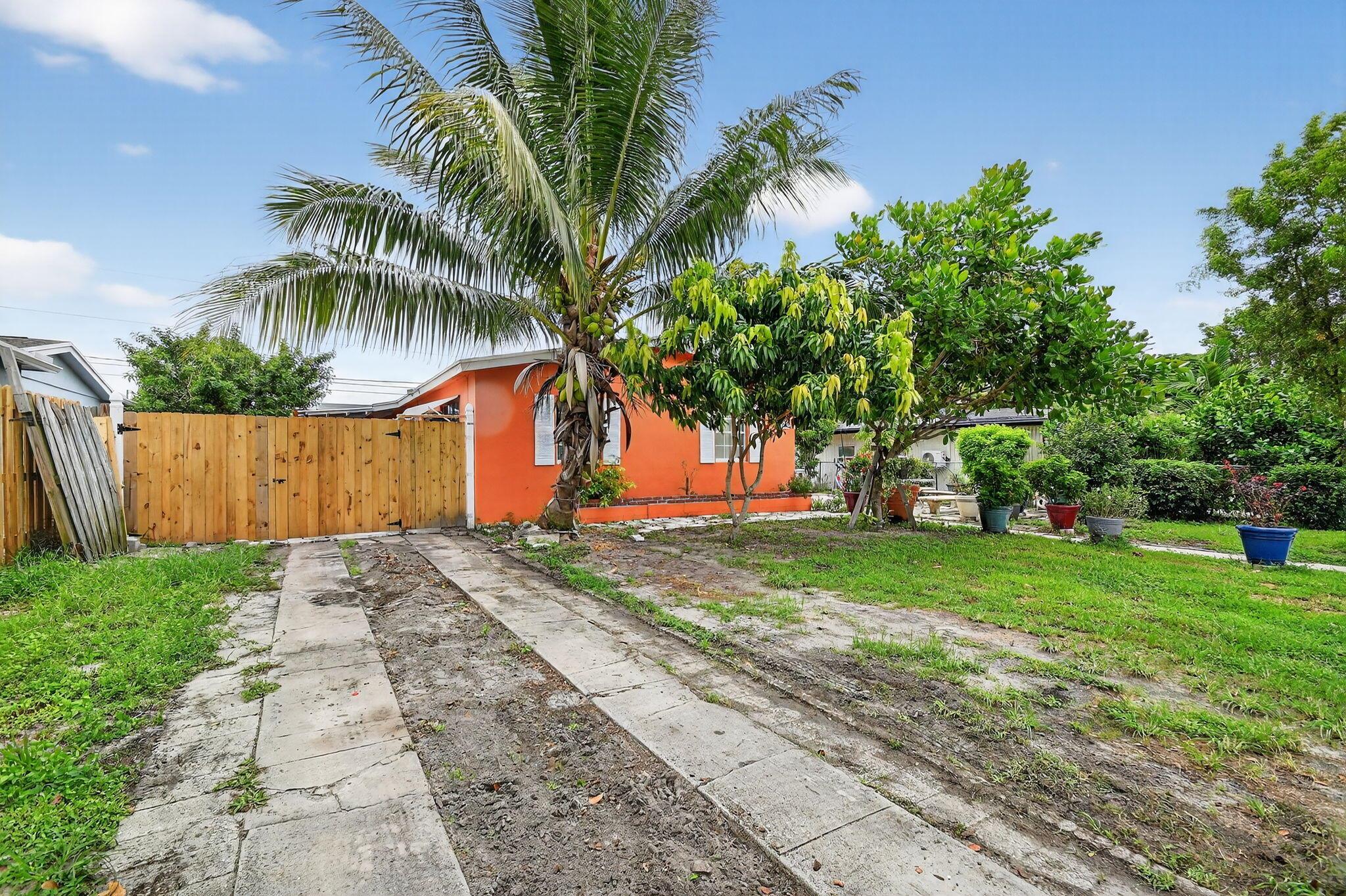 Homes for sale in West Palm Beach, FL | 1007 Almeria Road, West Palm Beach, FL 33405 | MLS# R11117479