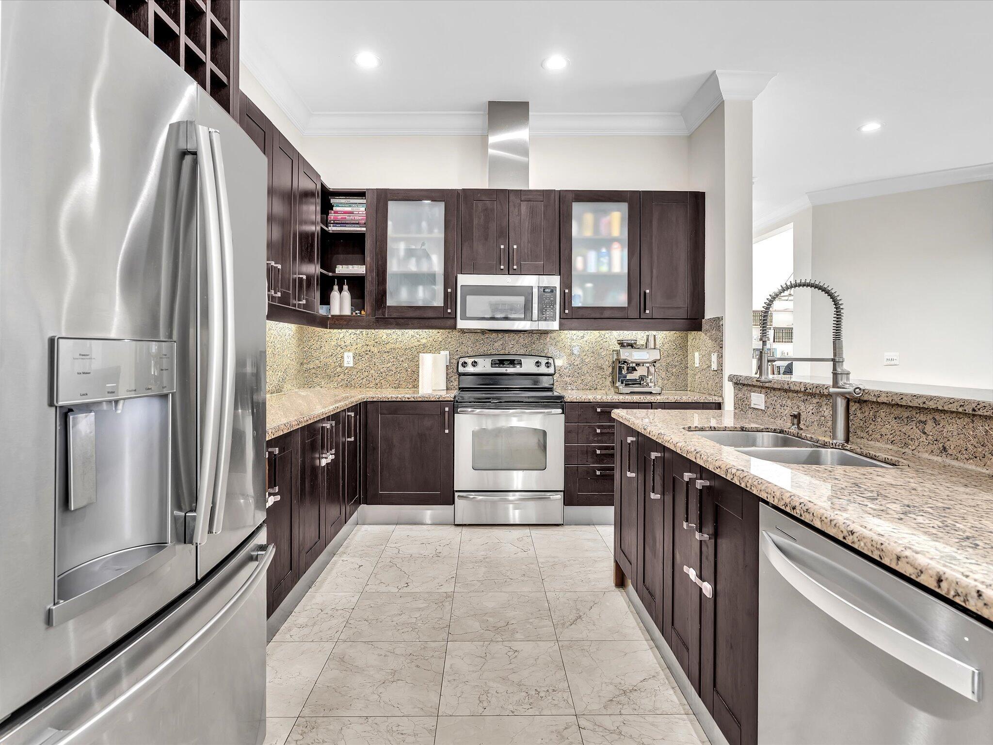 Homes for sale in Dania Beach, FL | 3555 Forest View Circle, Dania Beach, FL 33312 | MLS# R11117496