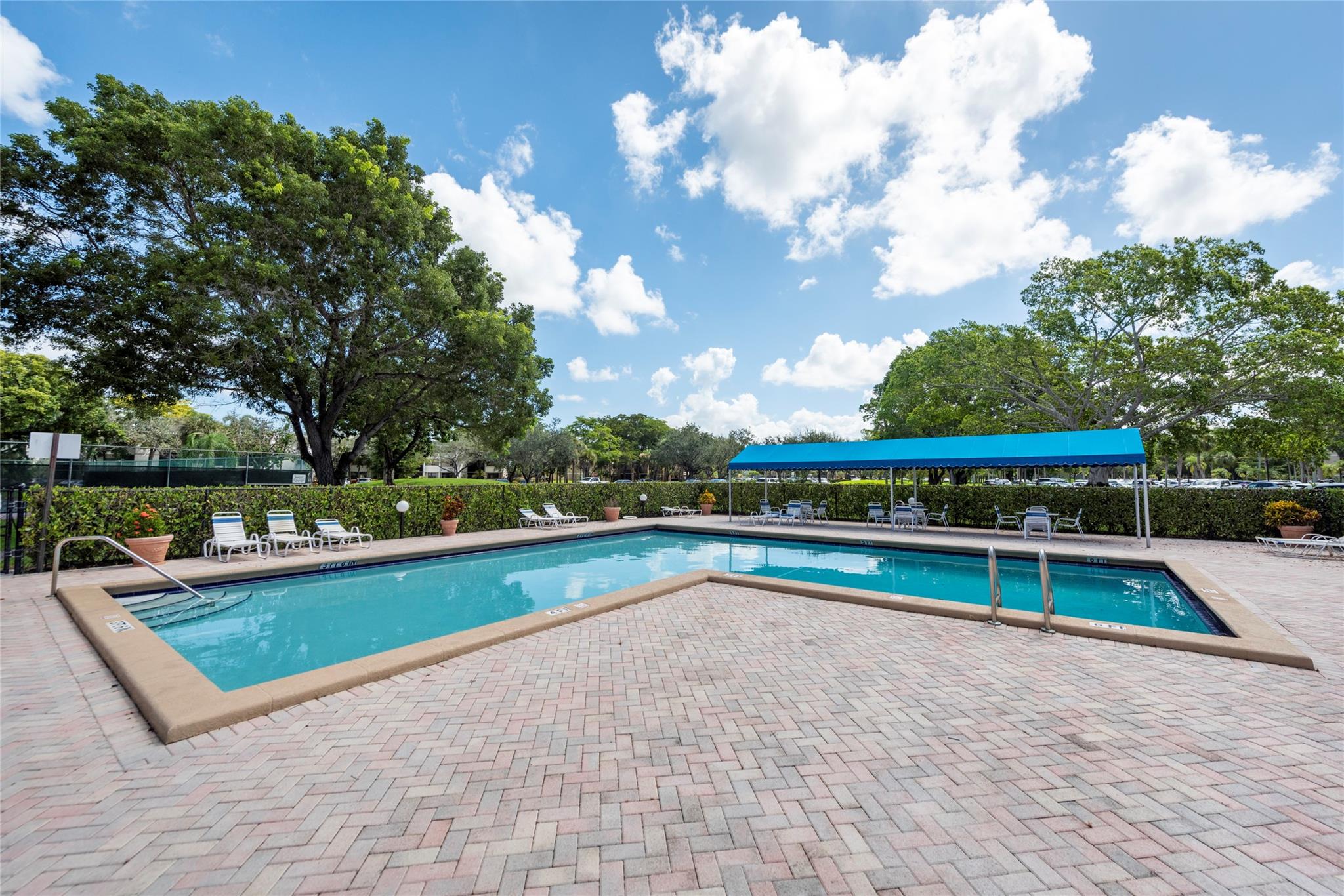 Homes for sale in Weston, FL | 16325 Golf Club Rd #210, Weston, FL 33326 | MLS# F10519980