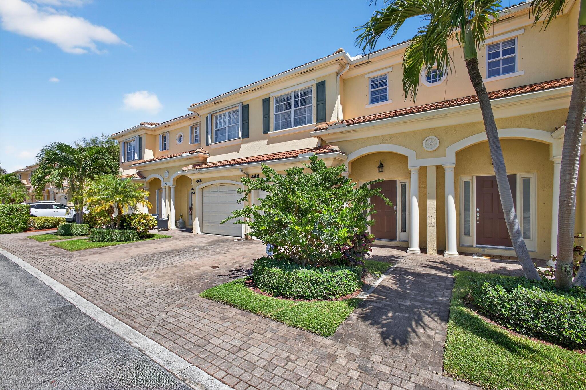 Homes for sale in North Palm Beach, FL | 444 Marbella Dr, North Palm Beach, FL 33403 | MLS# R11117502