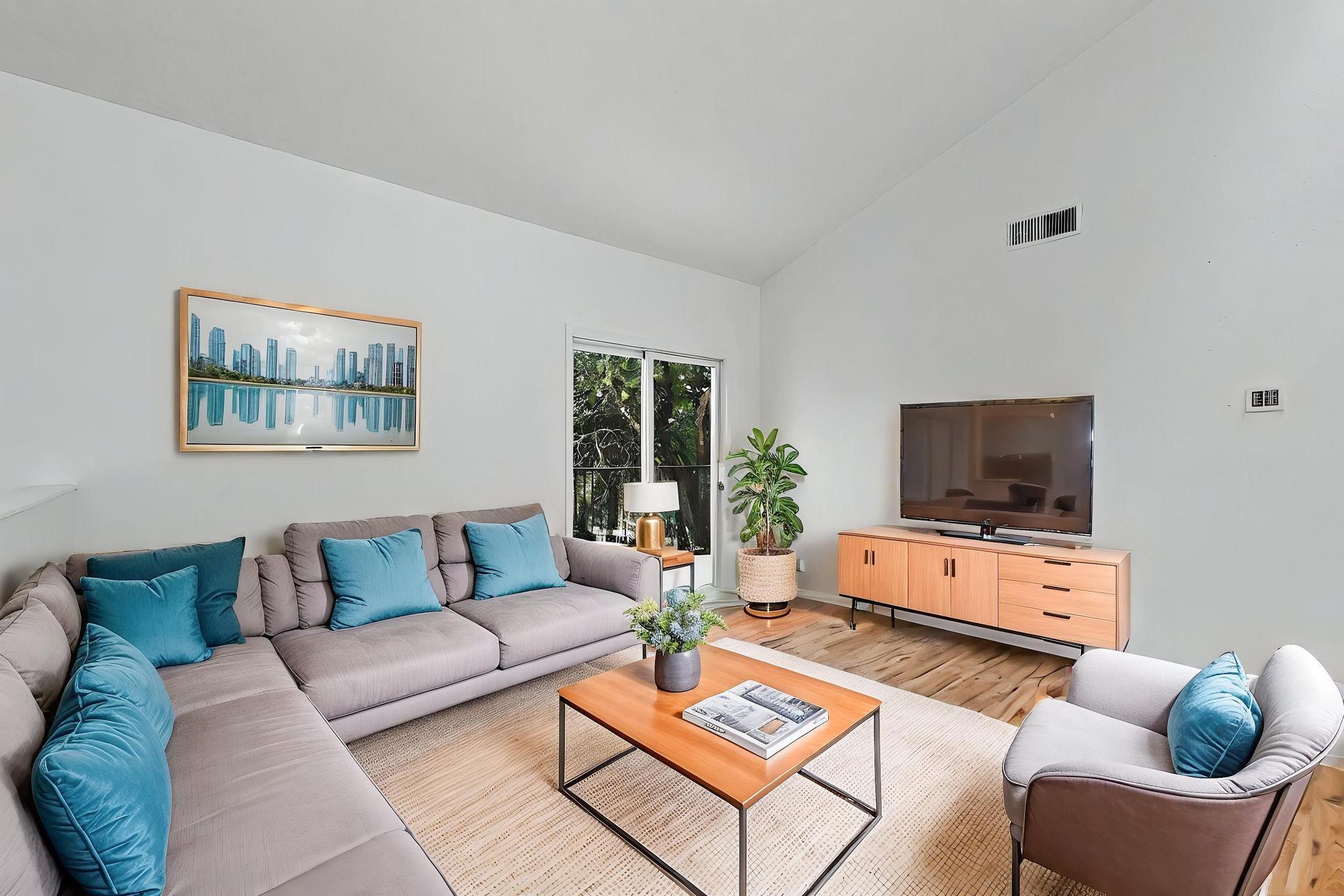 Homes for sale in Albuquerque, NM | 3501 Juan Tabo Blvd Ne #J4, Albuquerque, NM 87111 | MLS# 1090078