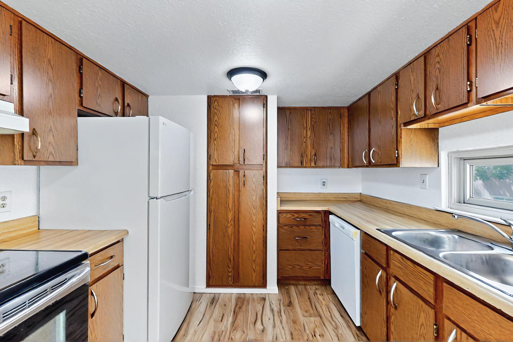 Homes for sale in Albuquerque, NM | 3501 Juan Tabo Blvd Ne #J4, Albuquerque, NM 87111 | MLS# 1090078