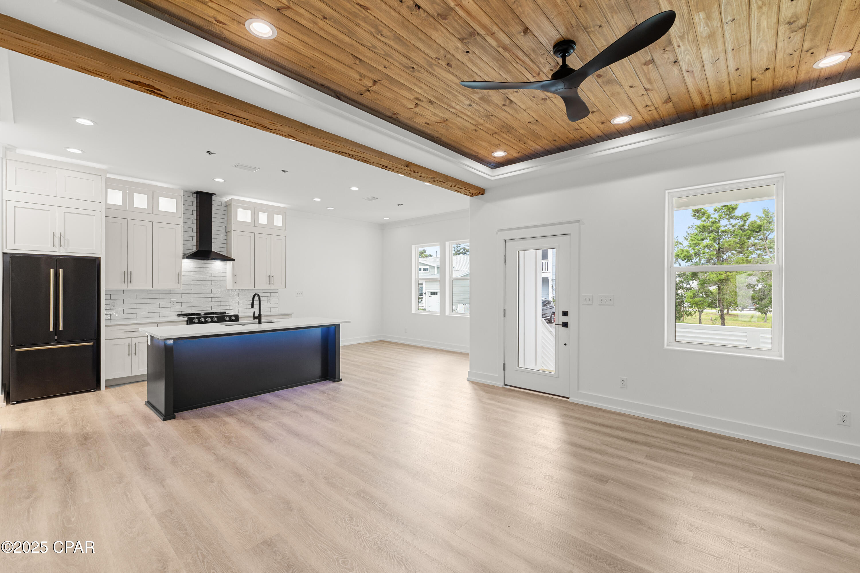 Image 6 For 471 Paradise Boulevard