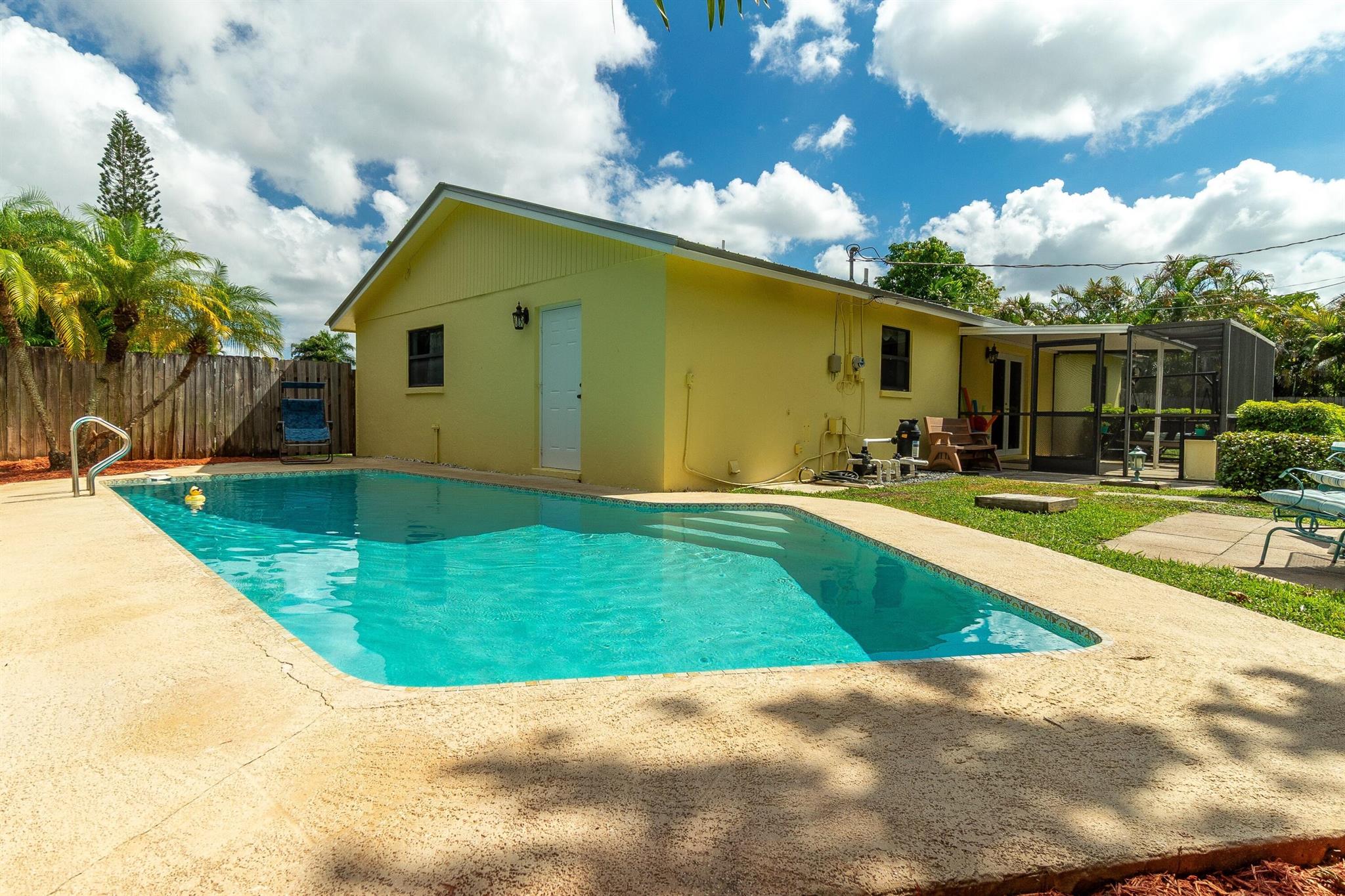 9240 Honeywell Road, Lake Worth, FL 33467, 3 Bedrooms , 2 Bathrooms ,Single Family Residence,Sold,R11117596, Horizon Palm Realty Group