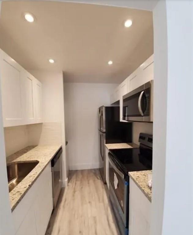 Pines Of Coral Springs Co