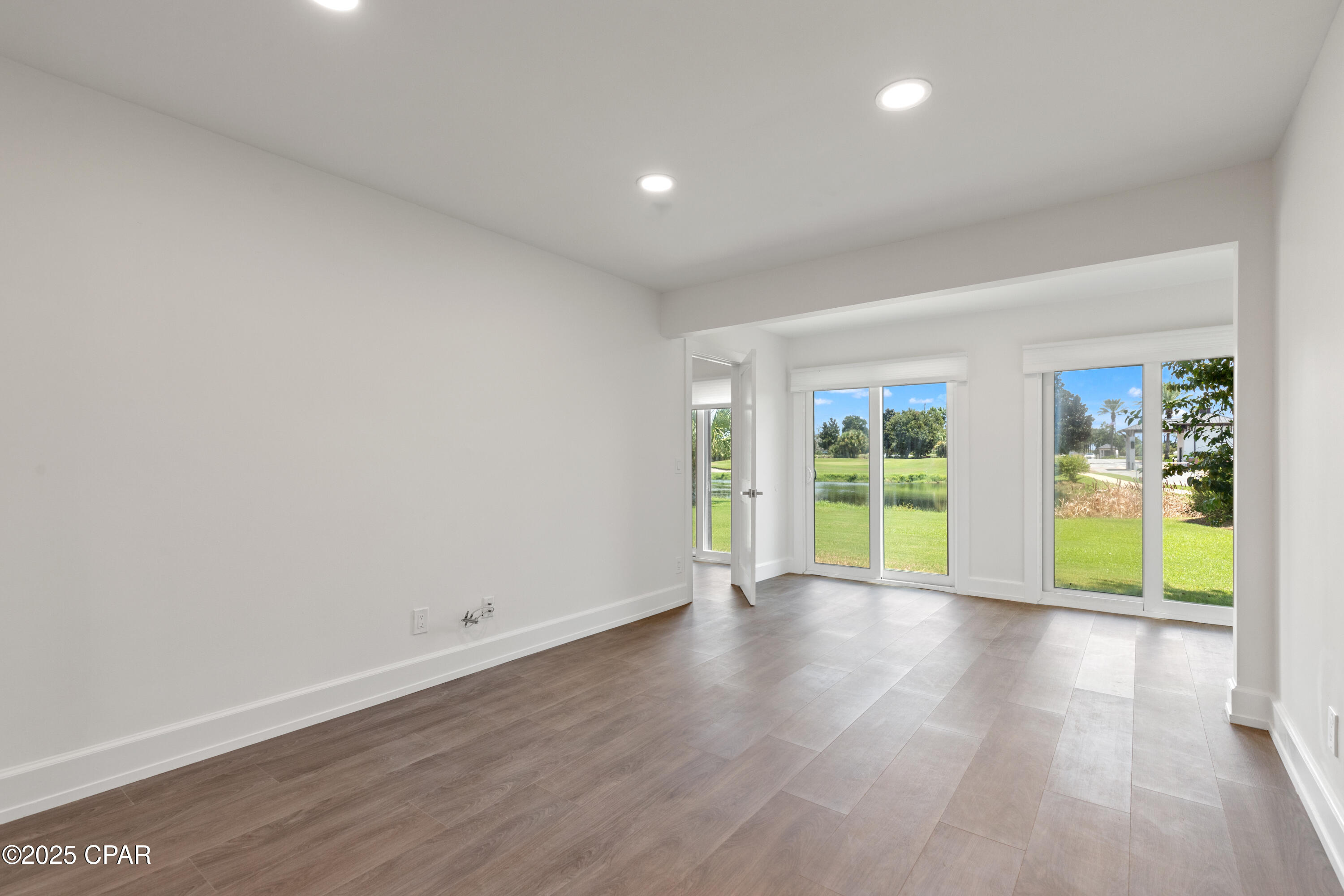 Image 22 For 4725 Bay Point Road 4155