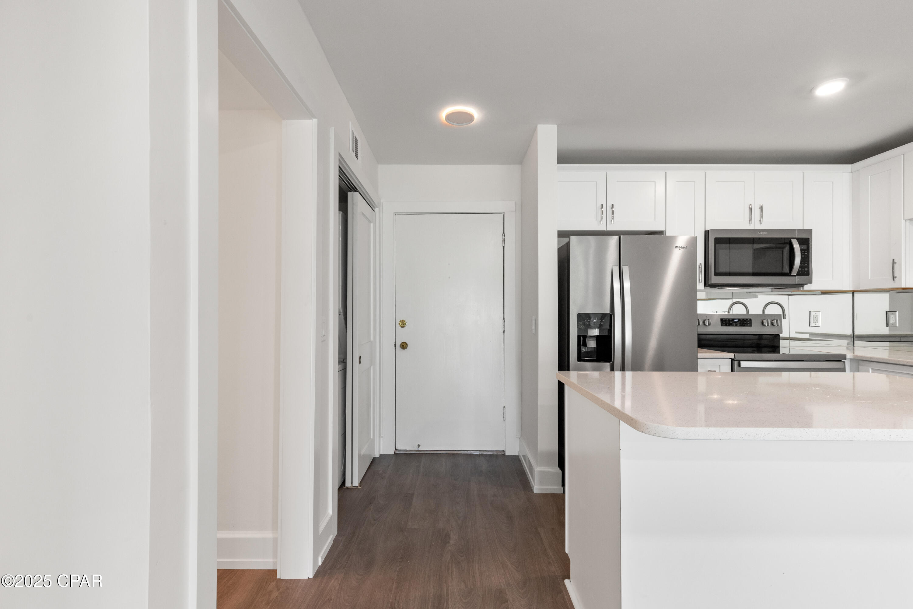 Image 6 For 4725 Bay Point Road 4155