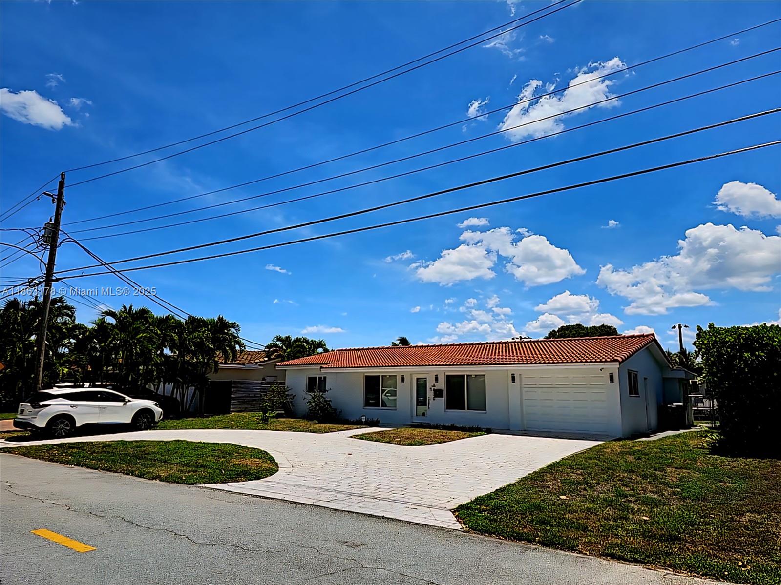 Homes for sale in Fort Lauderdale, FL | 1430 Ne 53rd Ct, Fort Lauderdale, FL 33334 | MLS# A11863178