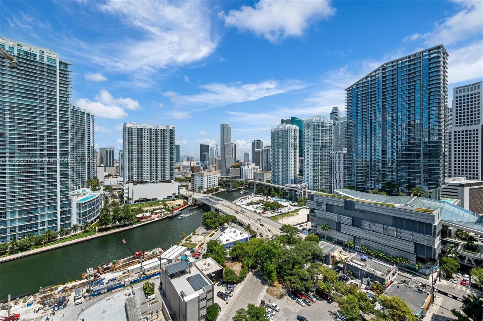 88 SW 7th St #1812, Miami FL 33130
