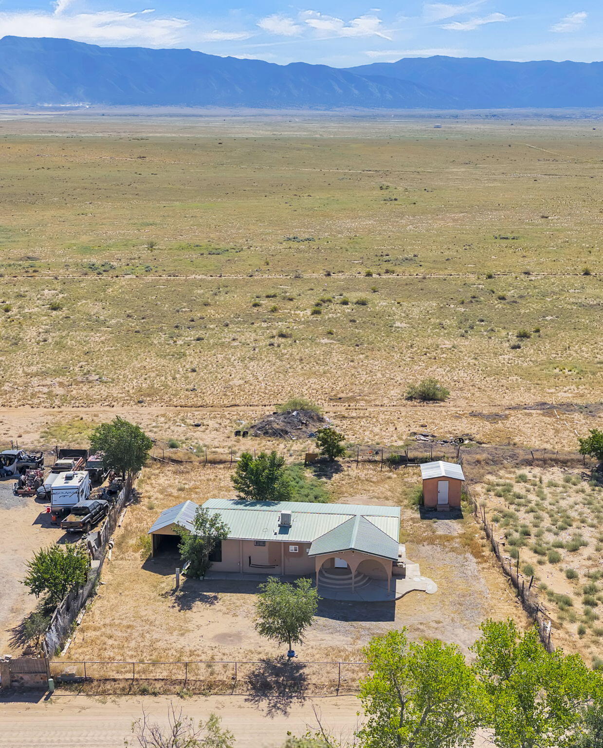 Homes for sale in Los Lunas, NM | 50 Brazaro Ave, Los Lunas, NM 87031 | MLS# 1090064