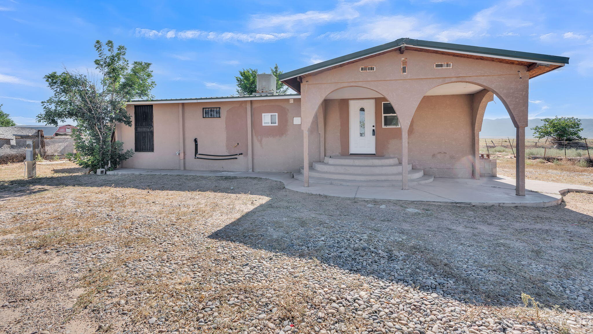 Homes for sale in Los Lunas, NM | 50 Brazaro Ave, Los Lunas, NM 87031 | MLS# 1090064