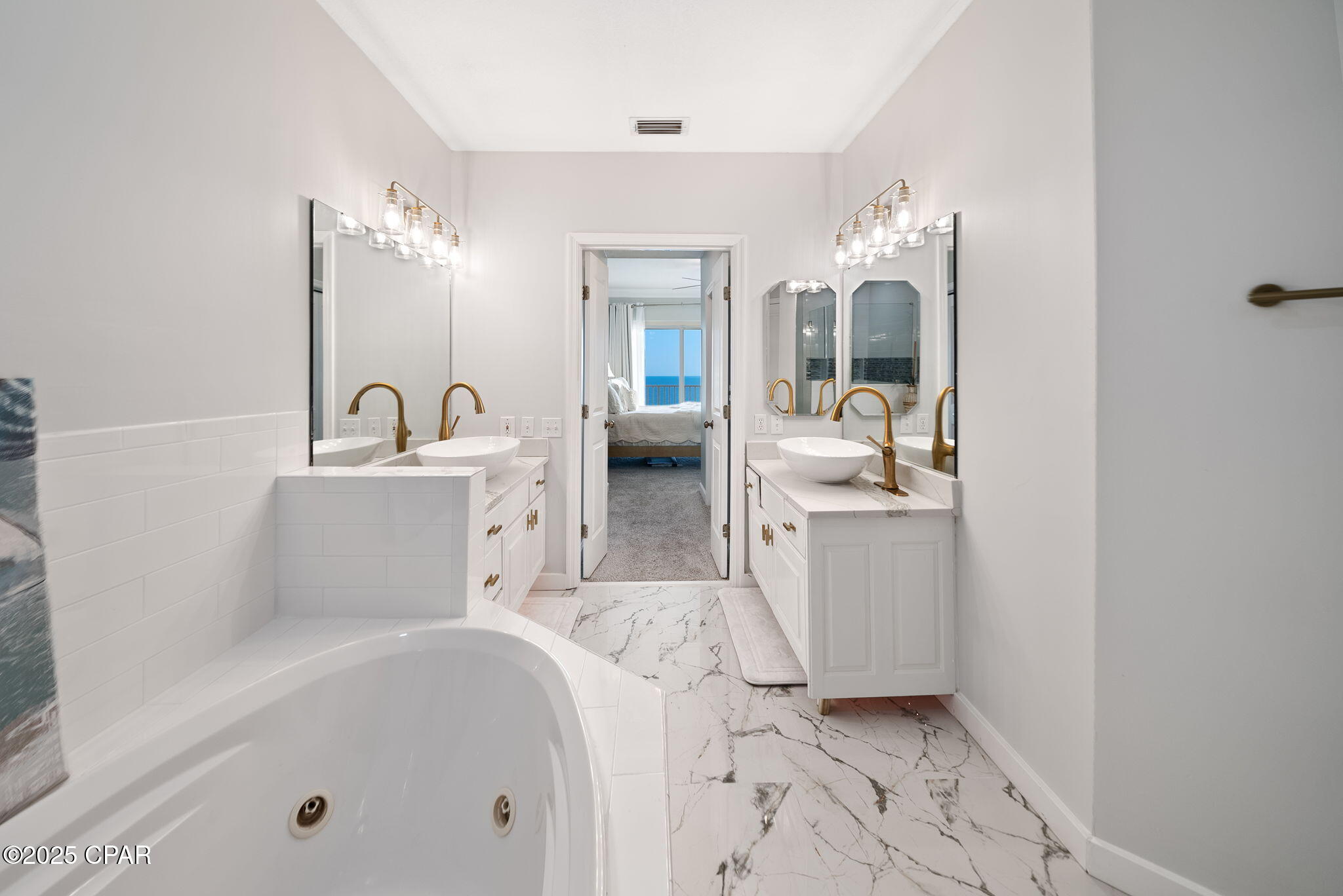 Image 32 For 8601 Surf 15 - Drive 15w