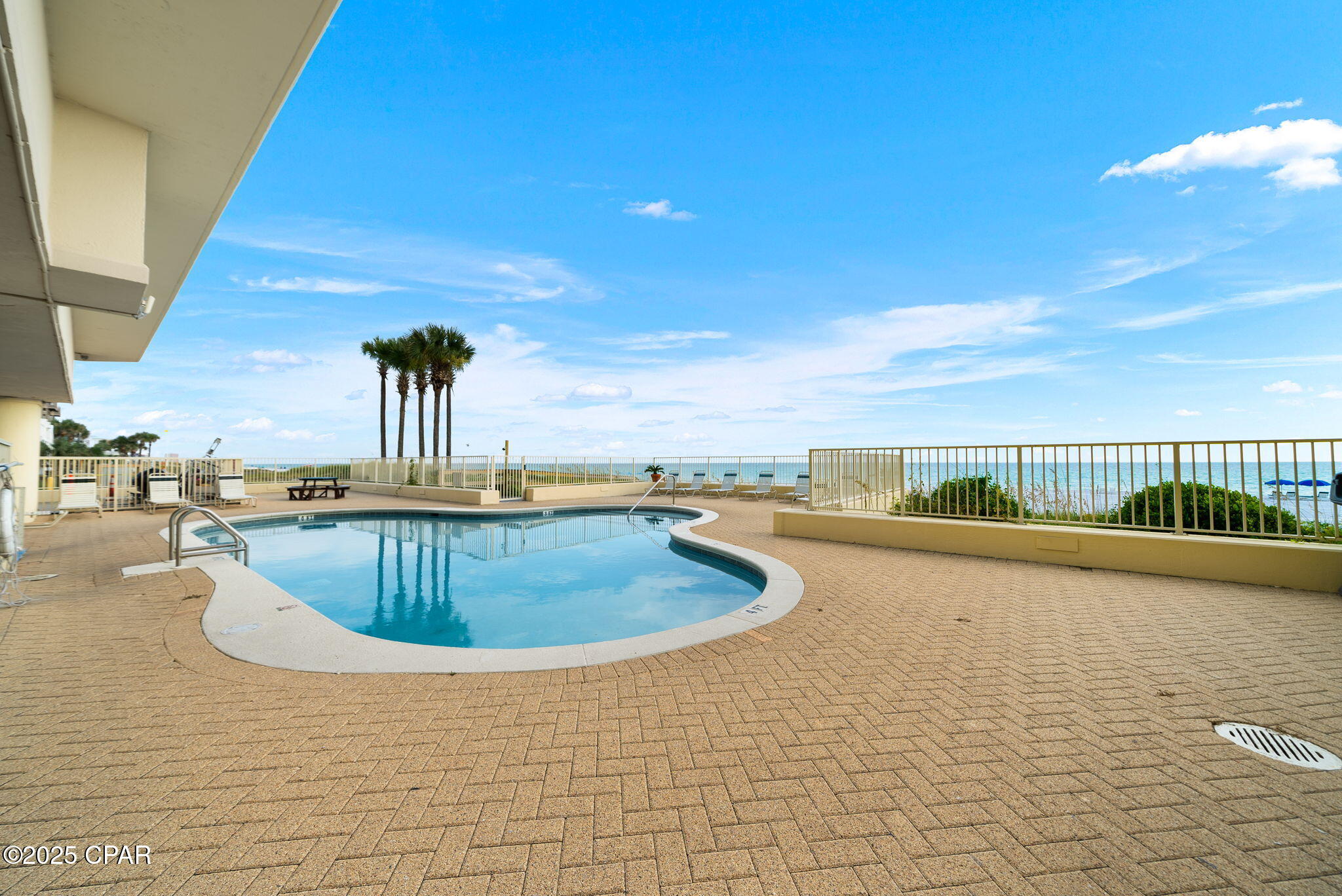 Image 52 For 8601 Surf 15 - Drive 15w