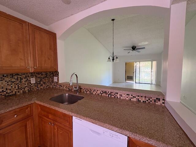 Kensington Walk Condo