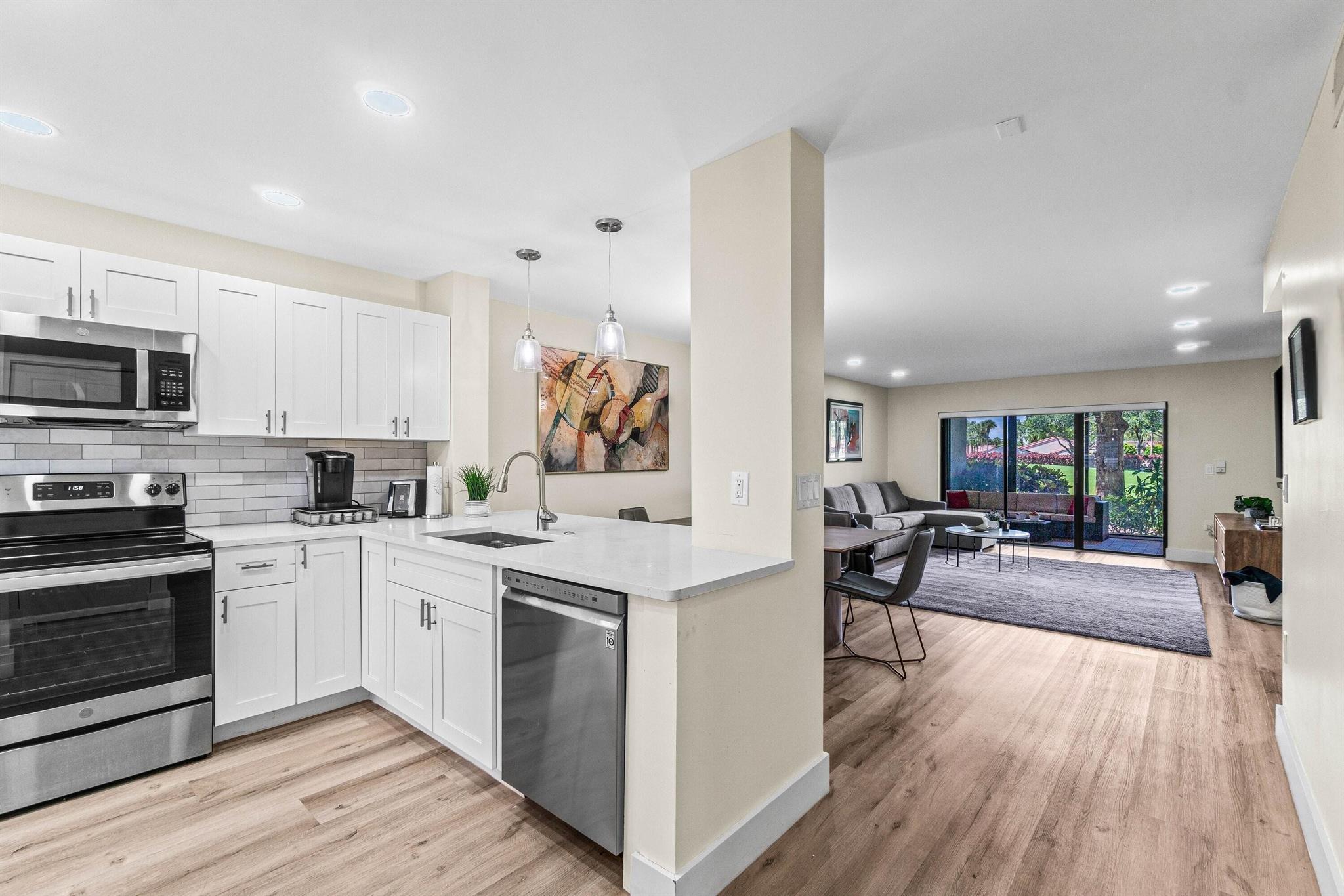 Homes for sale in Boynton Beach, FL | 18 Stratford Dr #Unit E, Boynton Beach, FL 33436 | MLS# R11117689