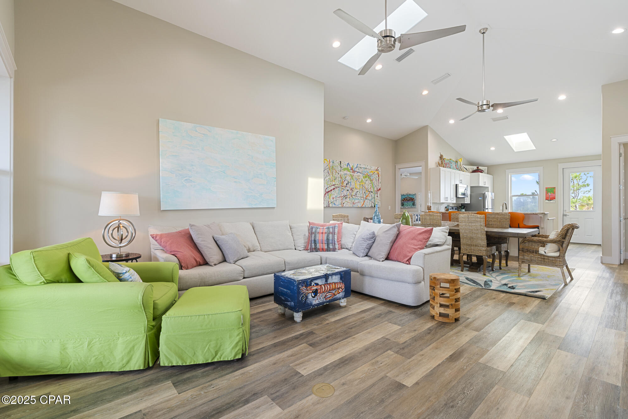 Image 13 For 201 Park Point Circle