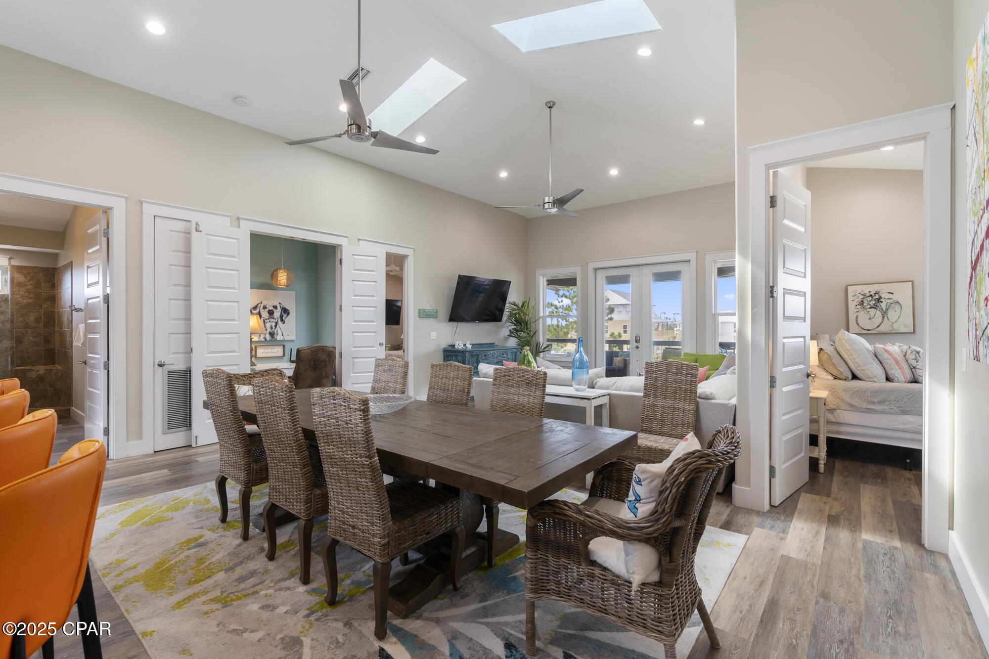 Image 18 For 201 Park Point Circle