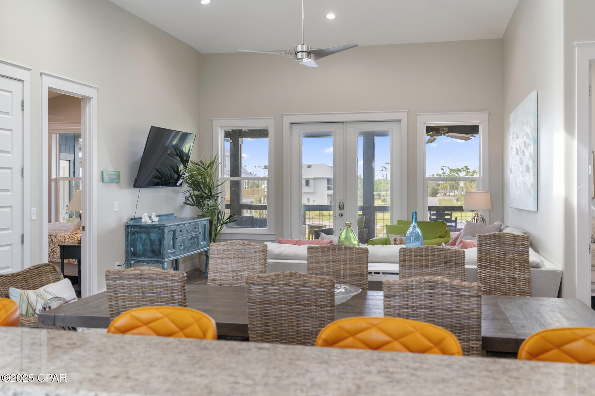 Image 21 For 201 Park Point Circle