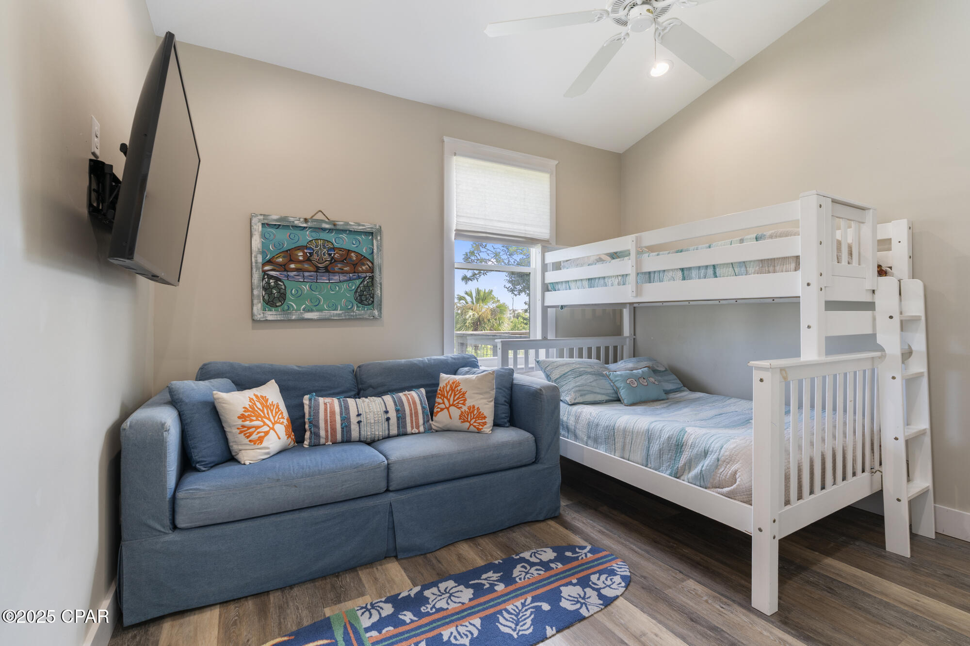 Image 27 For 201 Park Point Circle